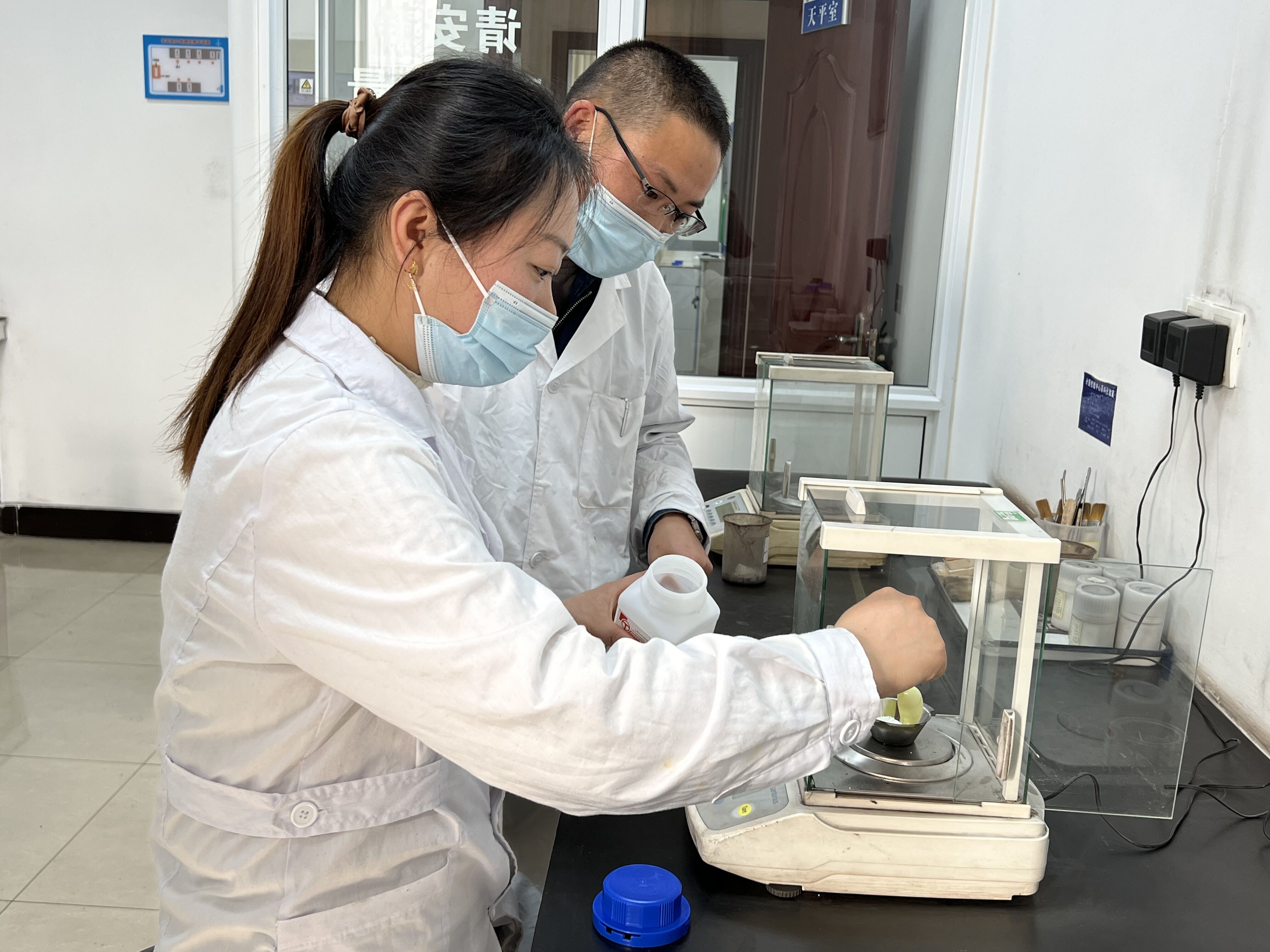 “微服务”持续提升基层党建温度 “微服务”持续提升基层党建温度