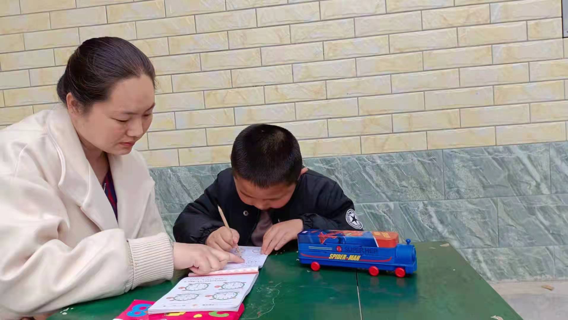 树榜样、立新风的好媳妇马娟 树榜样、立新风的好媳妇马娟