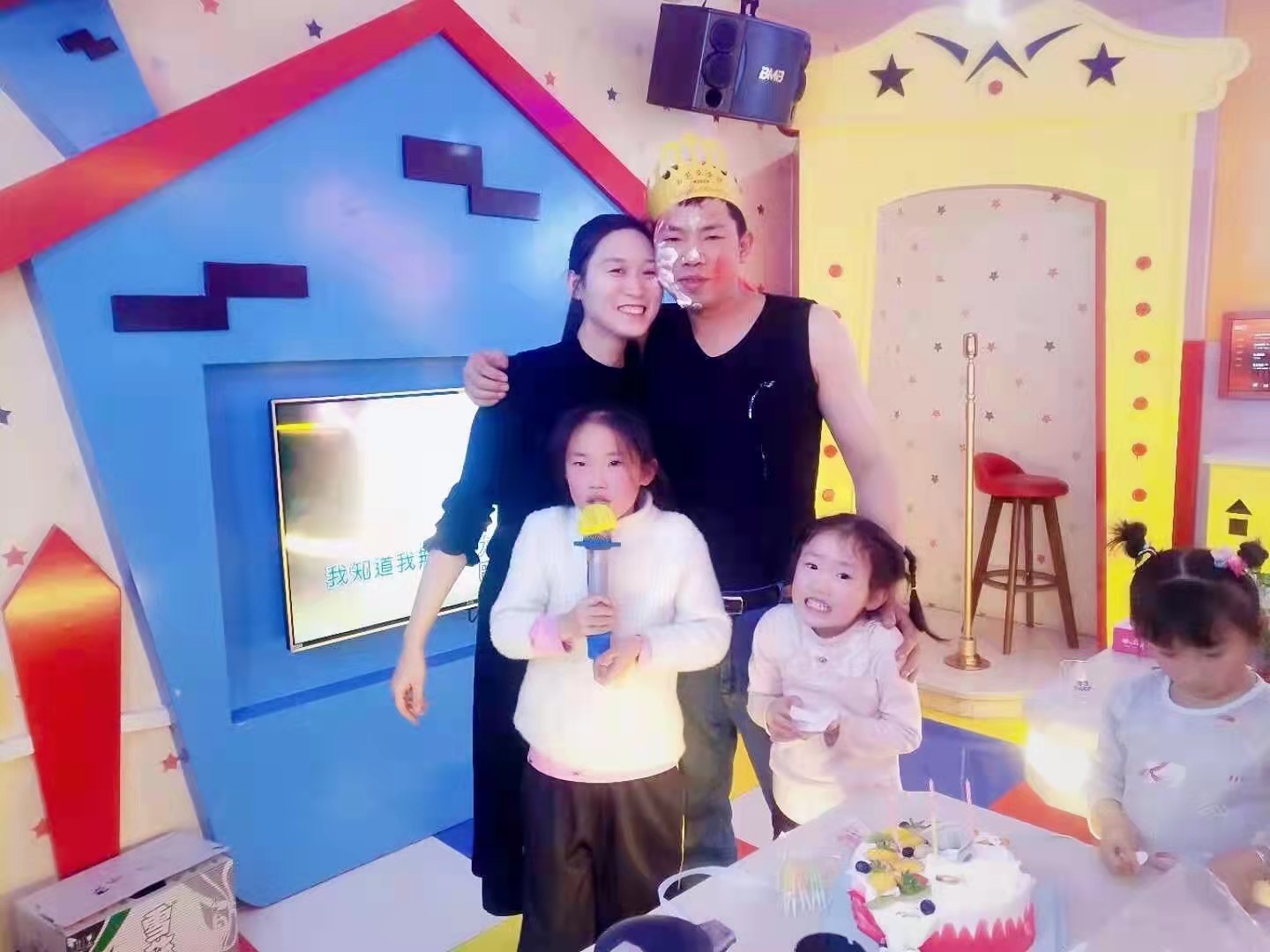 以“爱”为港 不负韶华 以“爱”为港 不负韶华