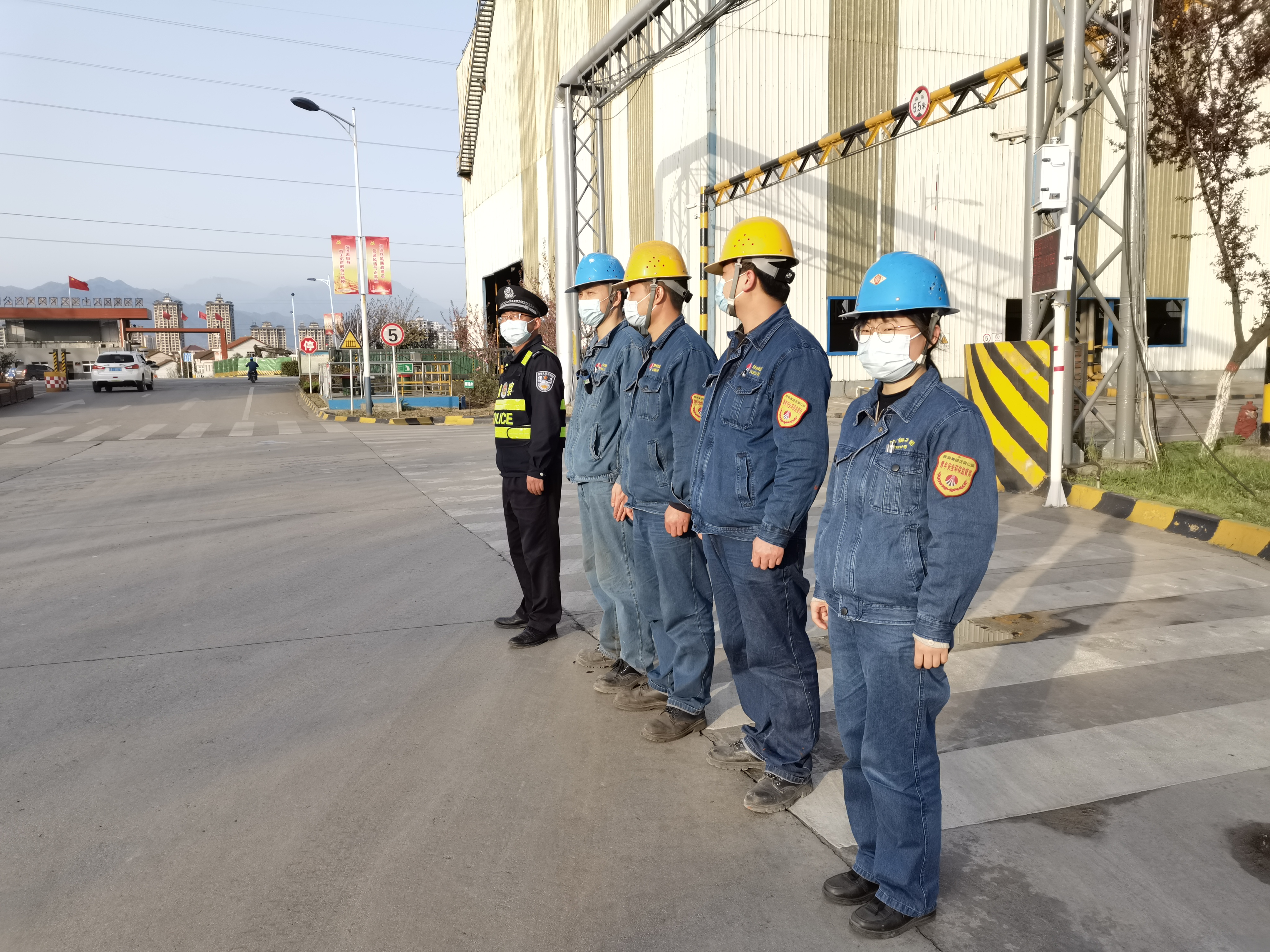 党建引领聚合力，开启发展“加速度”