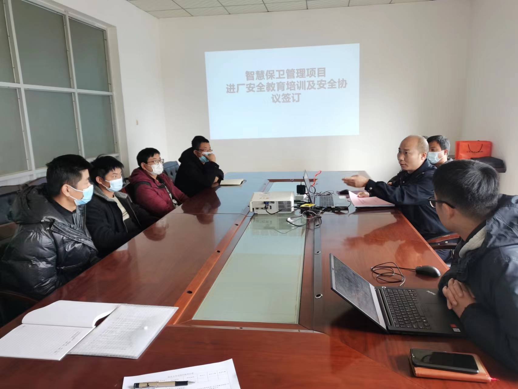 保卫部将“四不伤害月”活动深度融入智慧保卫项目施工全过程 保卫部将“四不伤害月”活动深度融入智慧保卫项目施工全过程