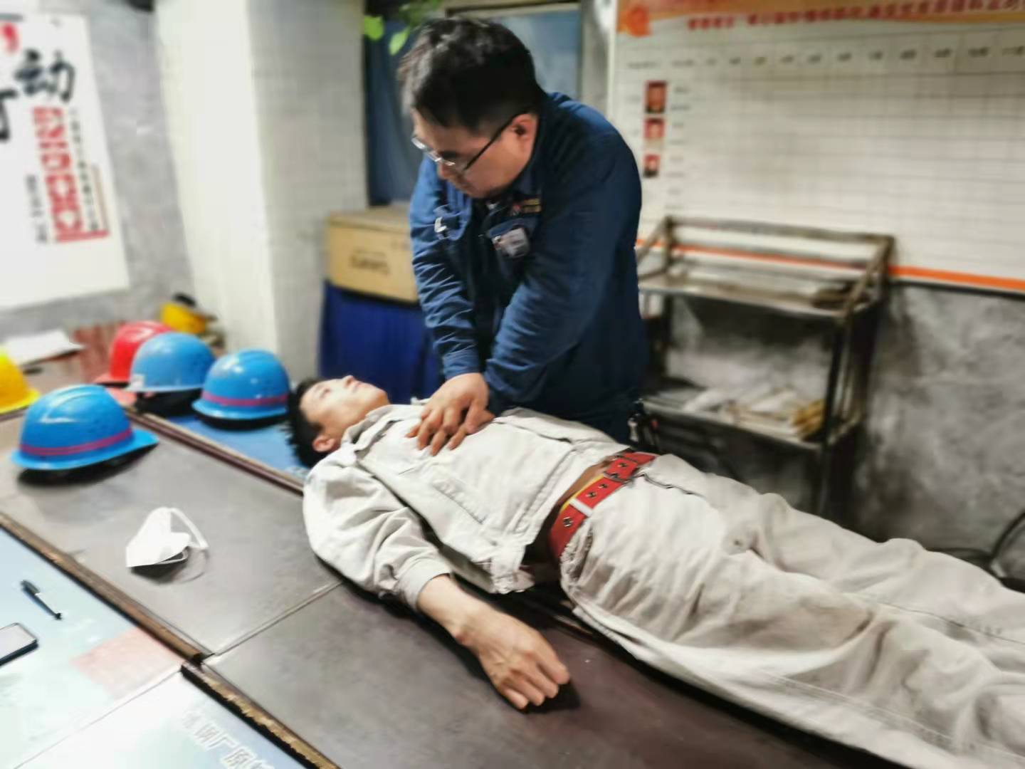 “严、细、实、全”四法凸显教育培训精髓 “严、细、实、全”四法凸显教育培训精髓