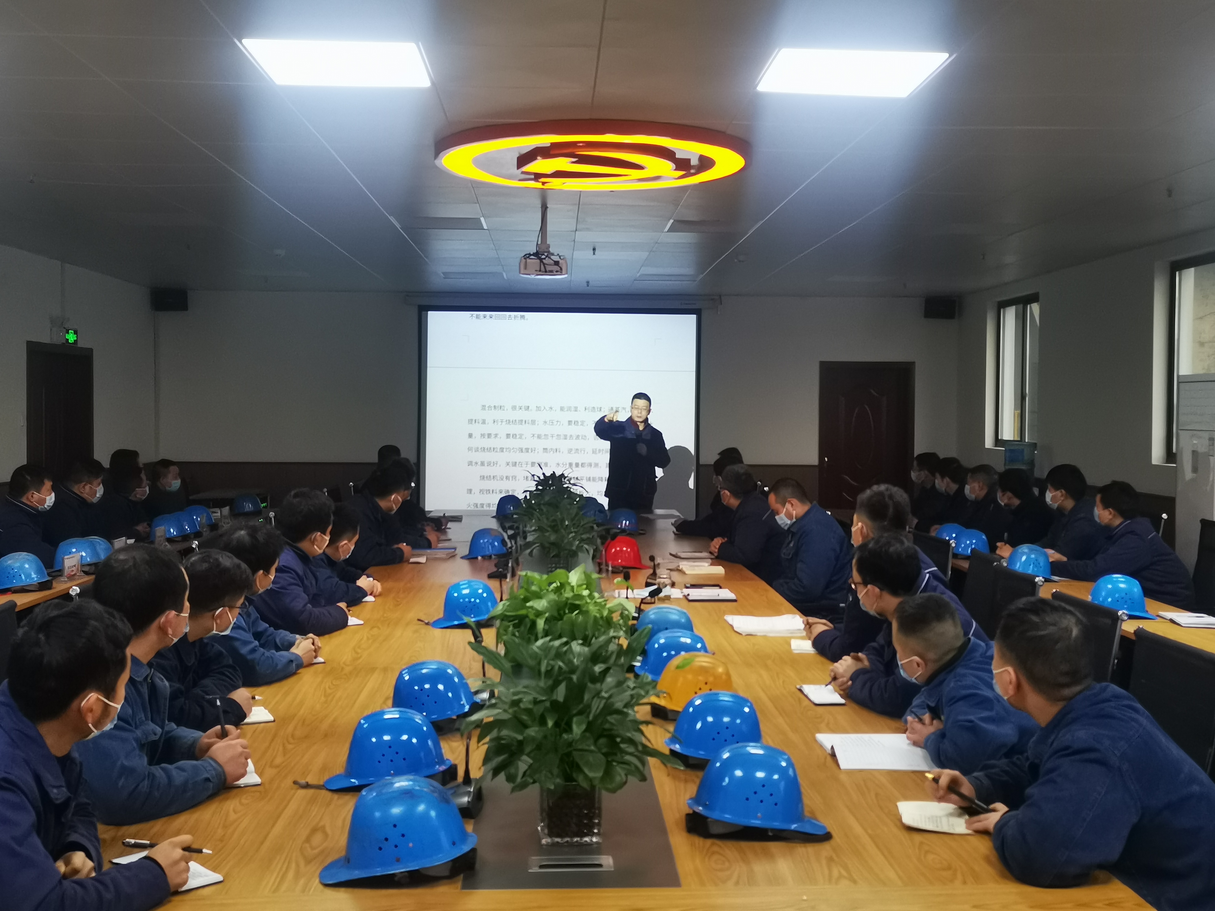 三措并举，筑垒“双一流”人才梯队