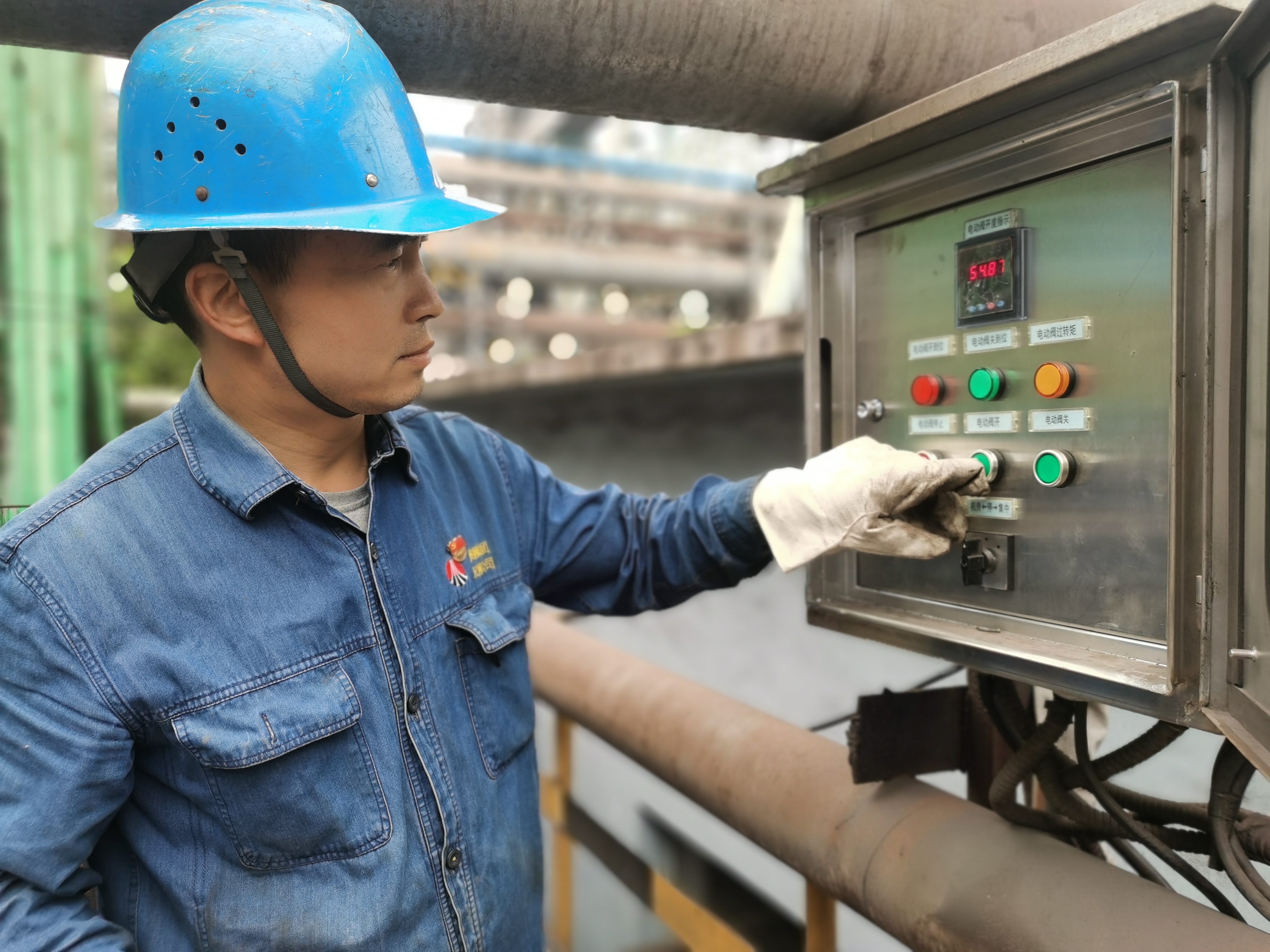 科技引领，操控“智能化”驶入“快车道”