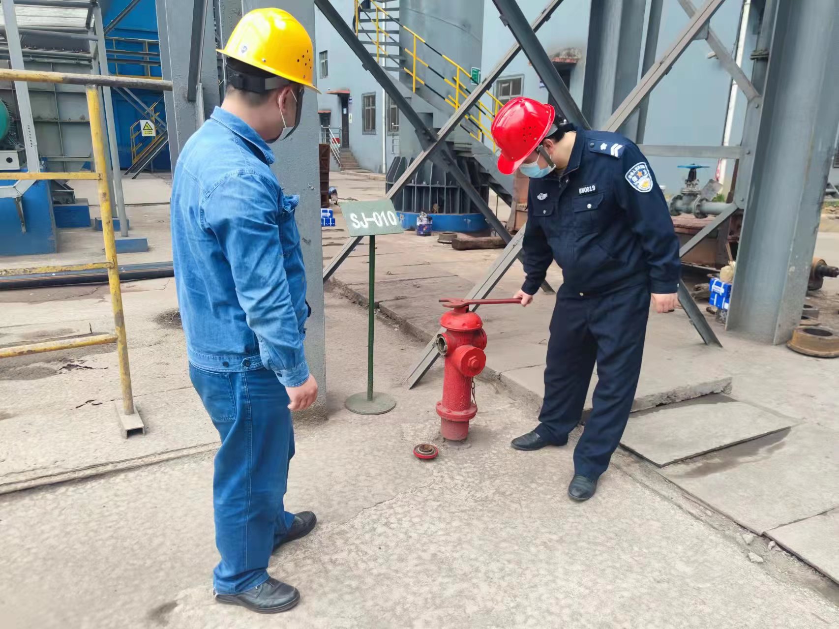 “转作风 严排查 强整治 展担当 ”保卫部切实筑牢公司治安保卫防线