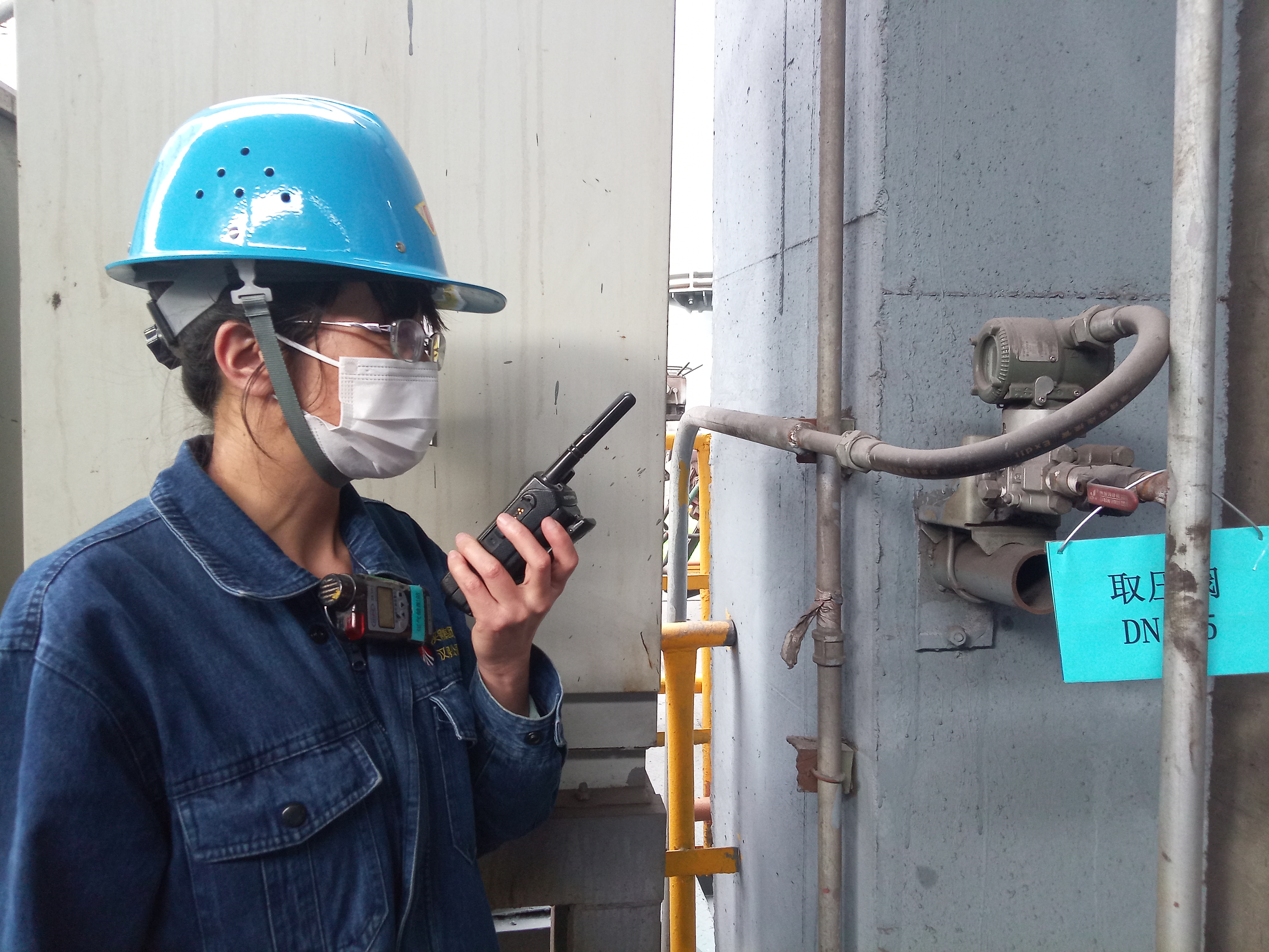 谁说女子本柔弱 平凡岗位绽芳华 谁说女子本柔弱 平凡岗位绽芳华