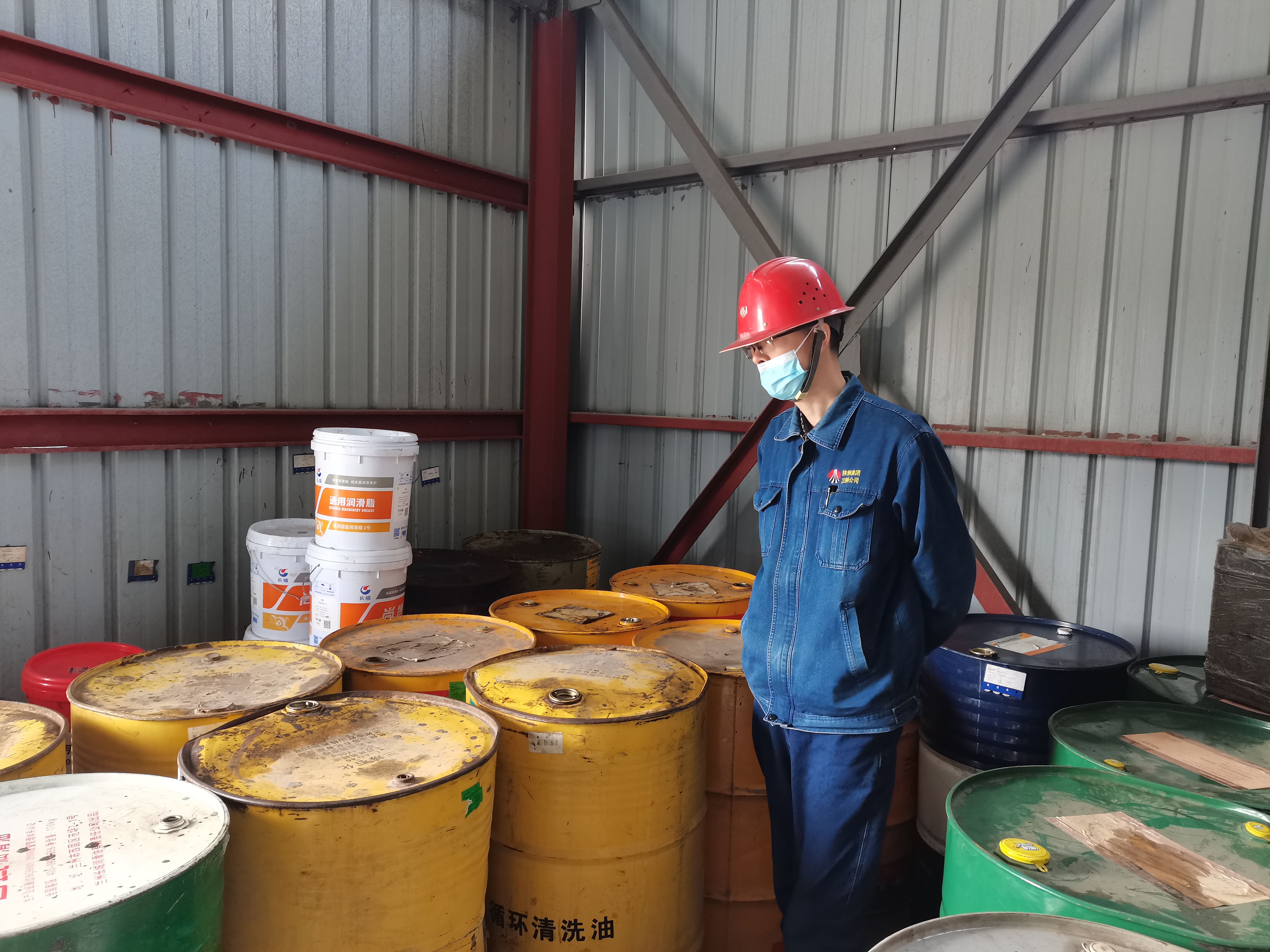 多点突破 拧紧作风建设“螺丝扣”