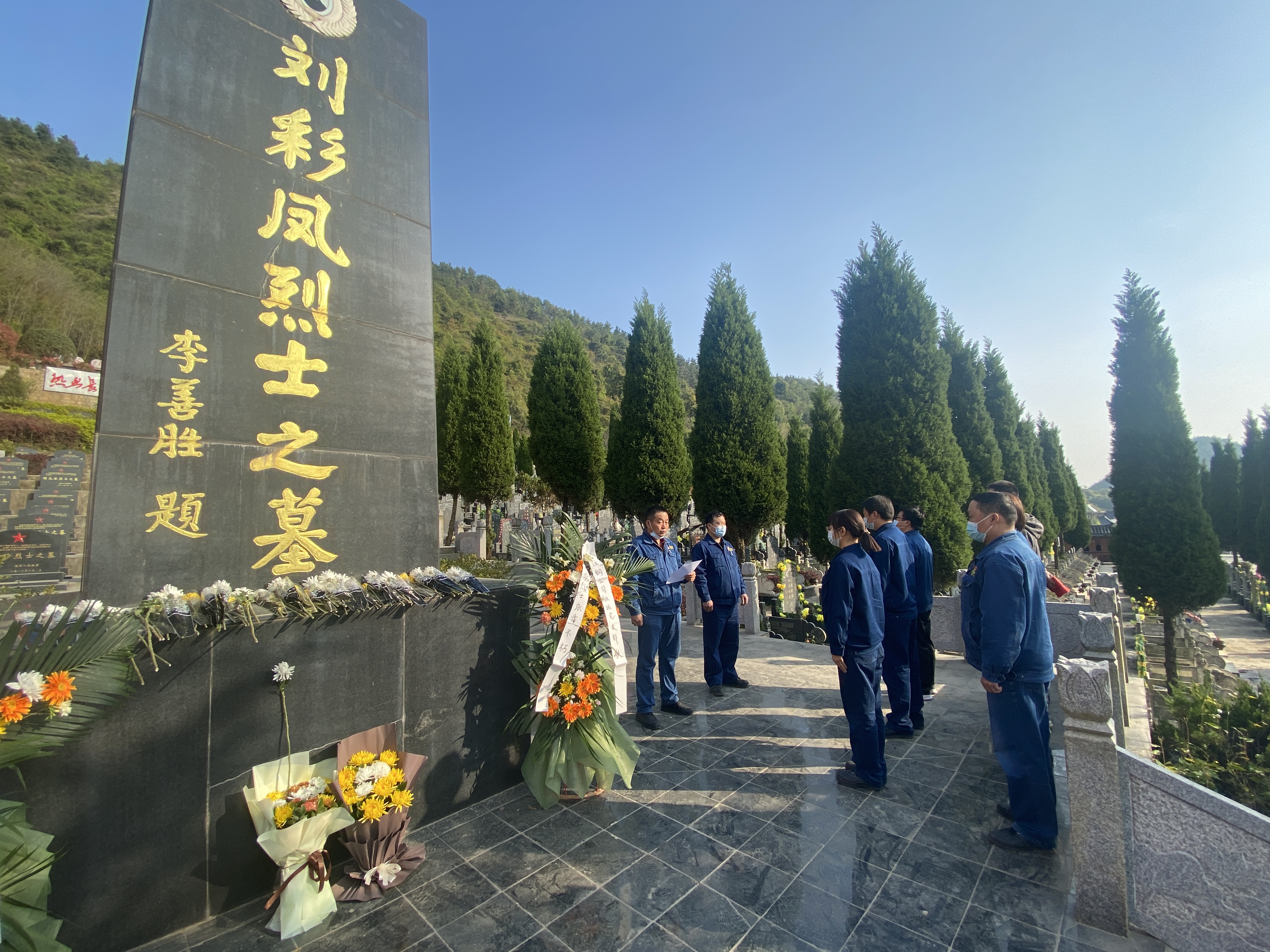 文明新风吹佛钢城润心田