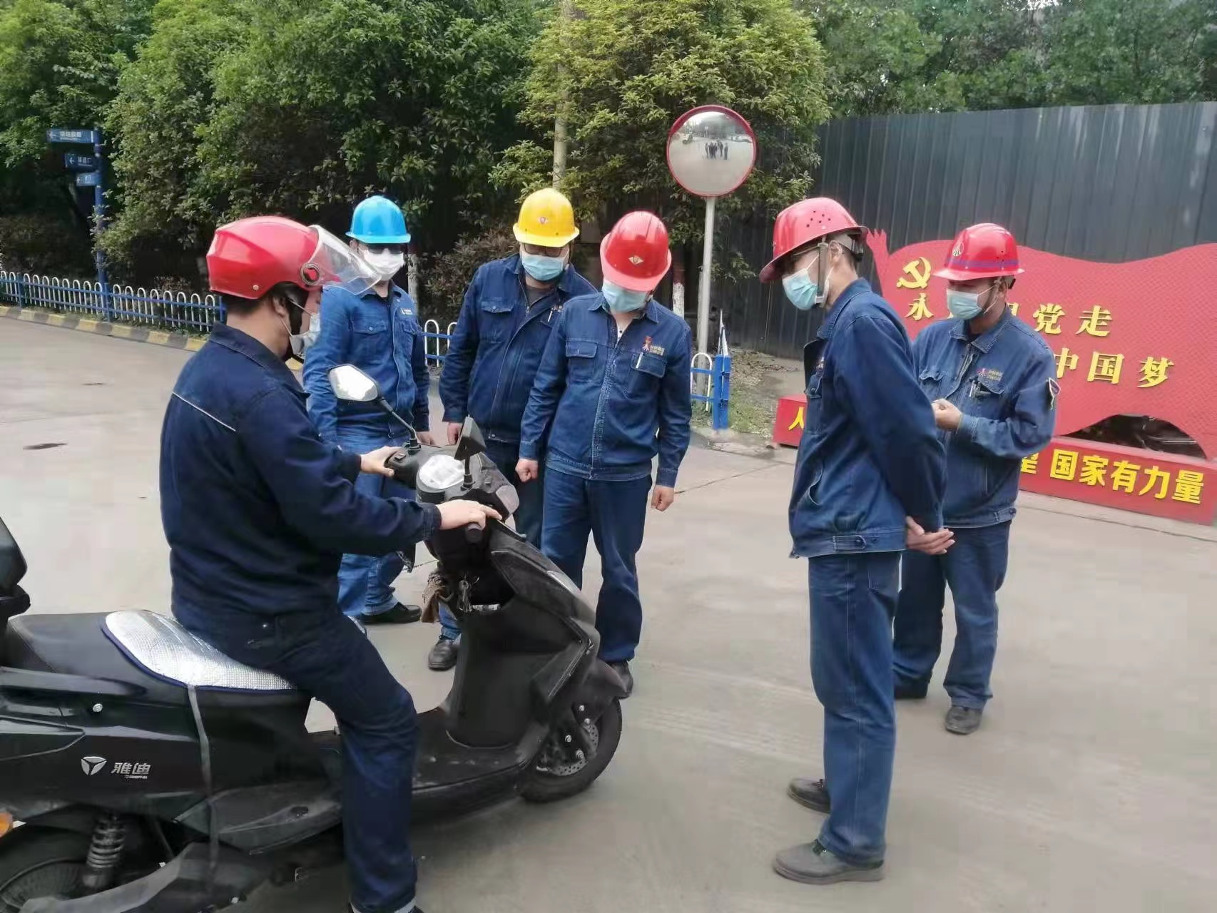 趁年轻，“青”尽全力