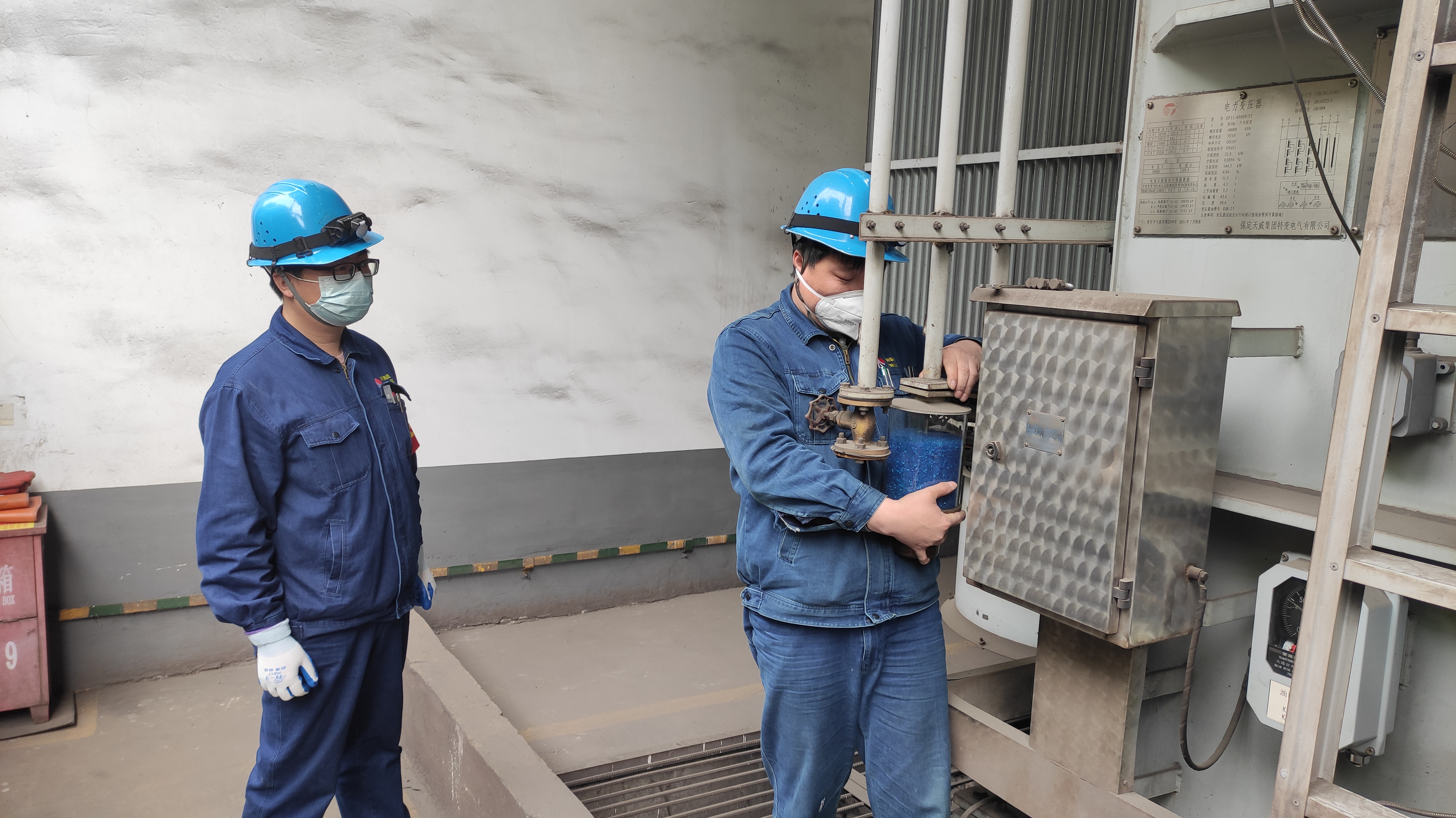 推进“三化” 提升设备“运行效率” 推进“三化” 提升设备“运行效率”