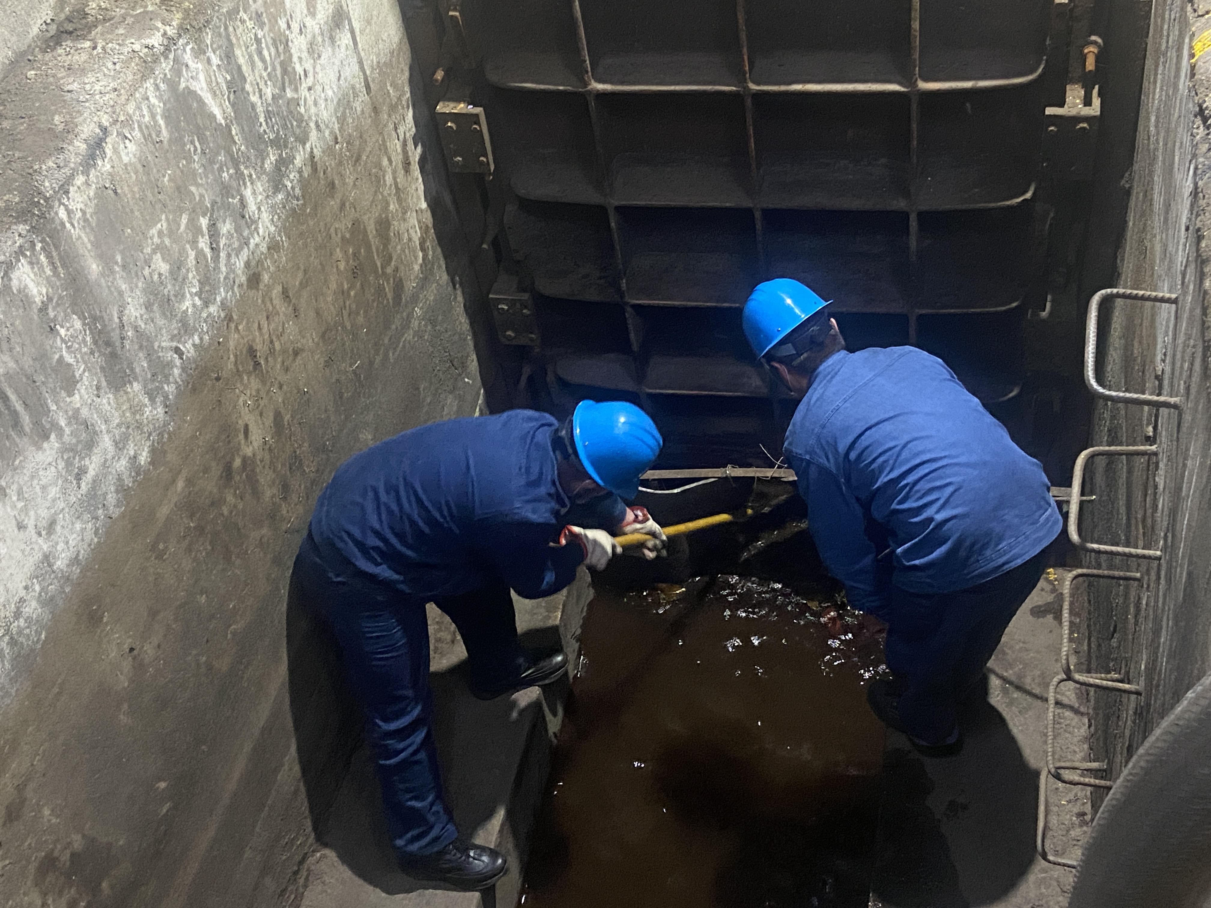 你们是钢铁最美的模样 你们是钢铁最美的模样