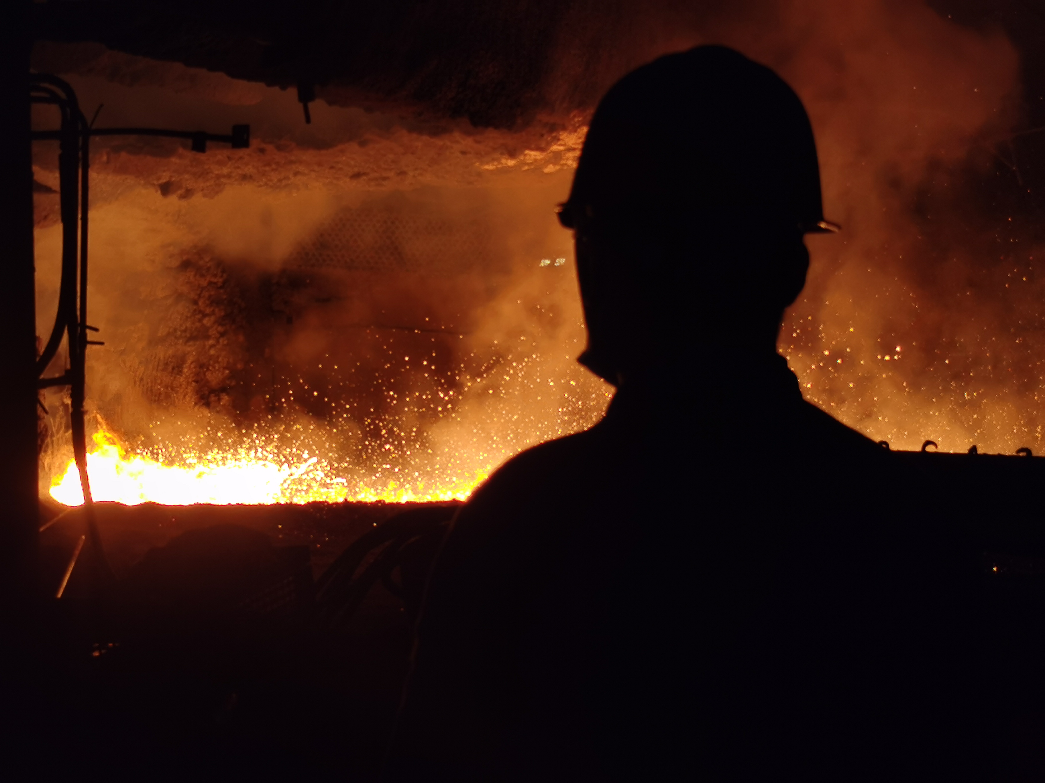 青春绽放 不负芳华 -----“五四青年节”致敬最美的你们 青春绽放 不负芳华 -----“五四青年节”致敬最美的你们