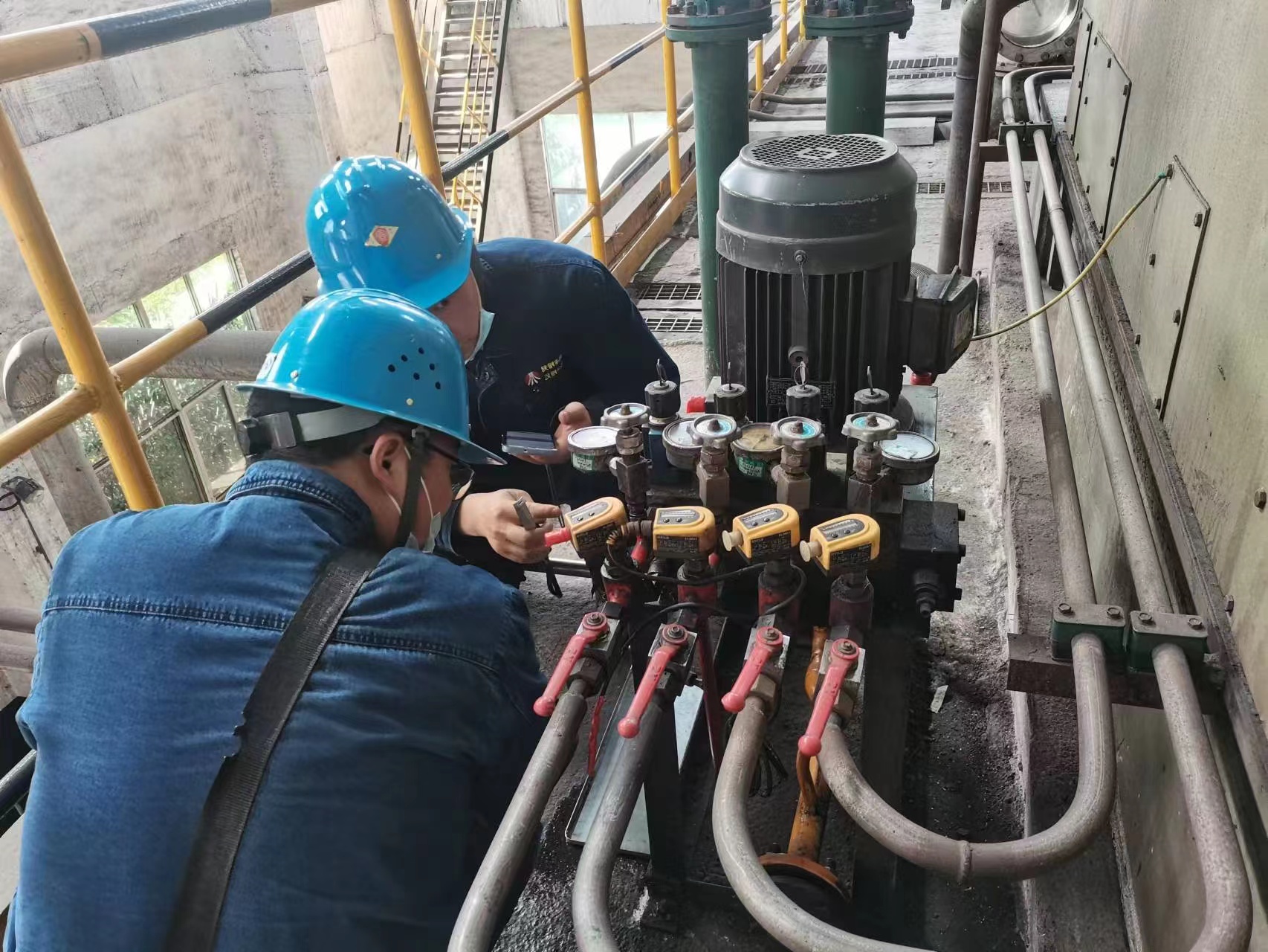 扬起“奋斗志” 奏响青春建功“合奏曲” 扬起“奋斗志” 奏响青春建功“合奏曲”