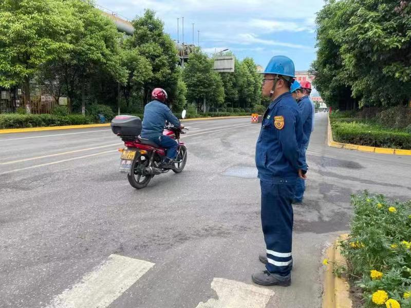 立足岗位勇担责  真抓实干护安全——记计量检验中心原料监督站青年安全岗员周鹏