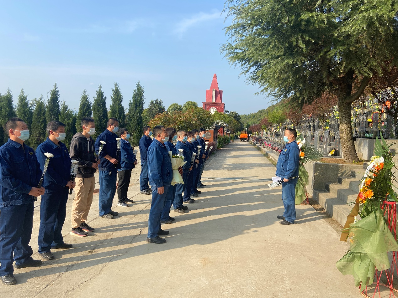 党建带团建  焕发“青春范儿”