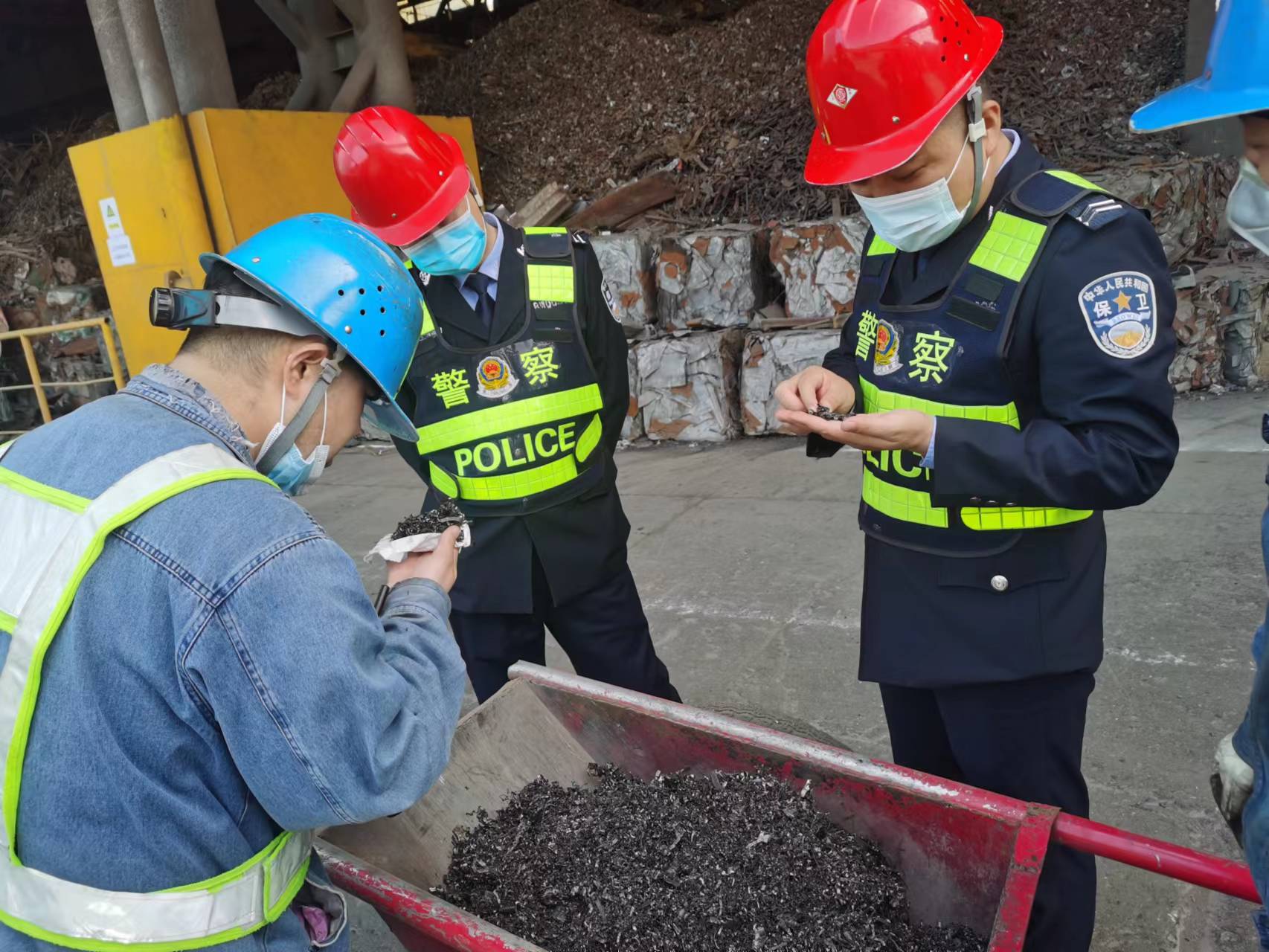 真抓实干 用行动践行监督职责 ——记陕钢集团2021年“优秀内保监督员”韩朝旭