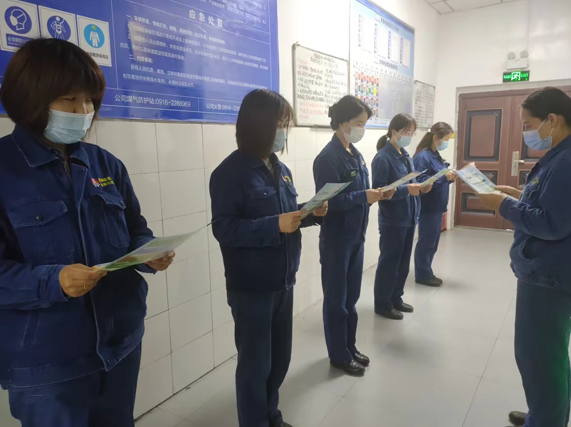 “点、线、面”结合，扎实推进防暑降温工作