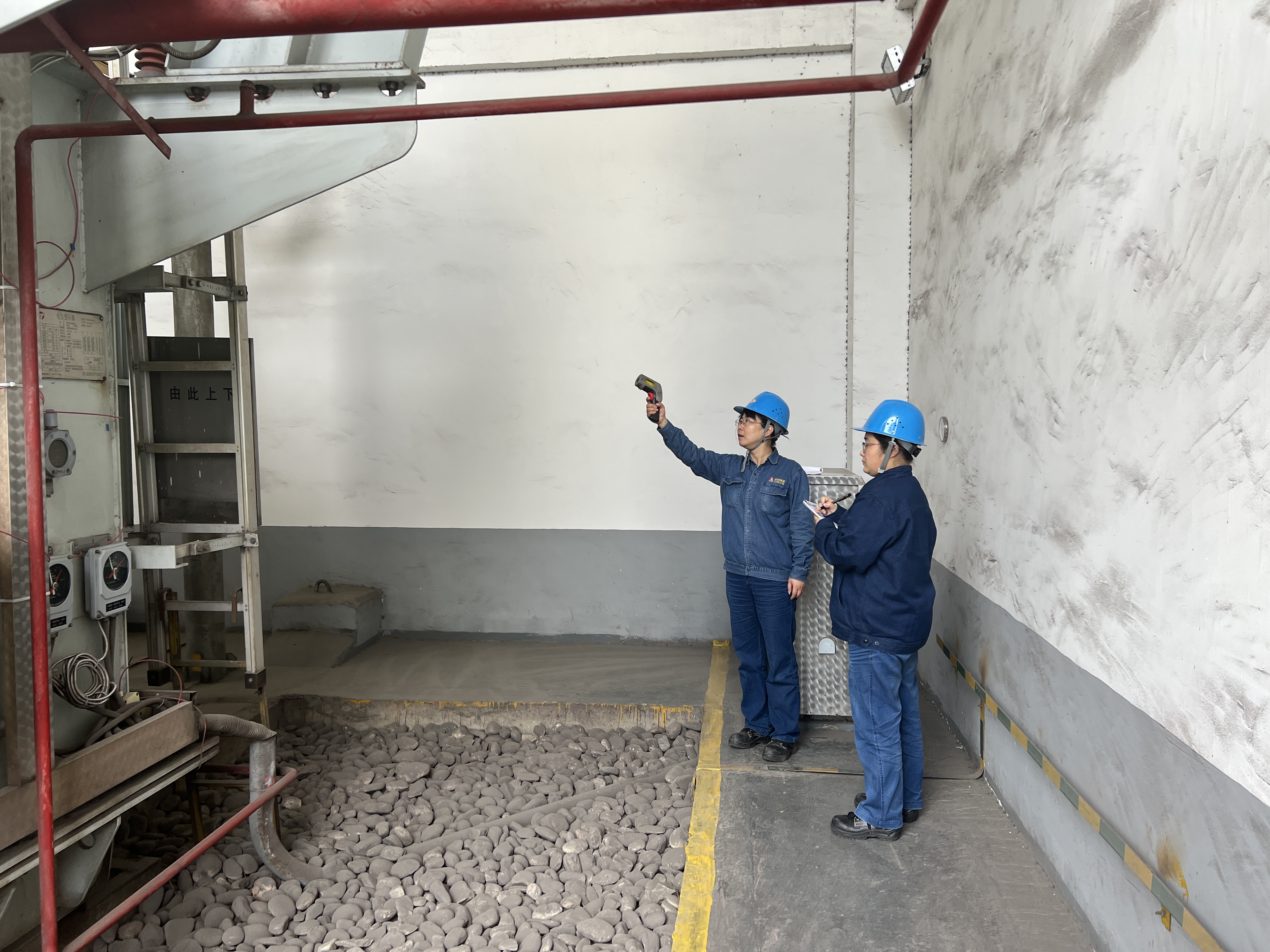 利刃“出鞘”练精兵 强本领 利刃“出鞘”练精兵 强本领