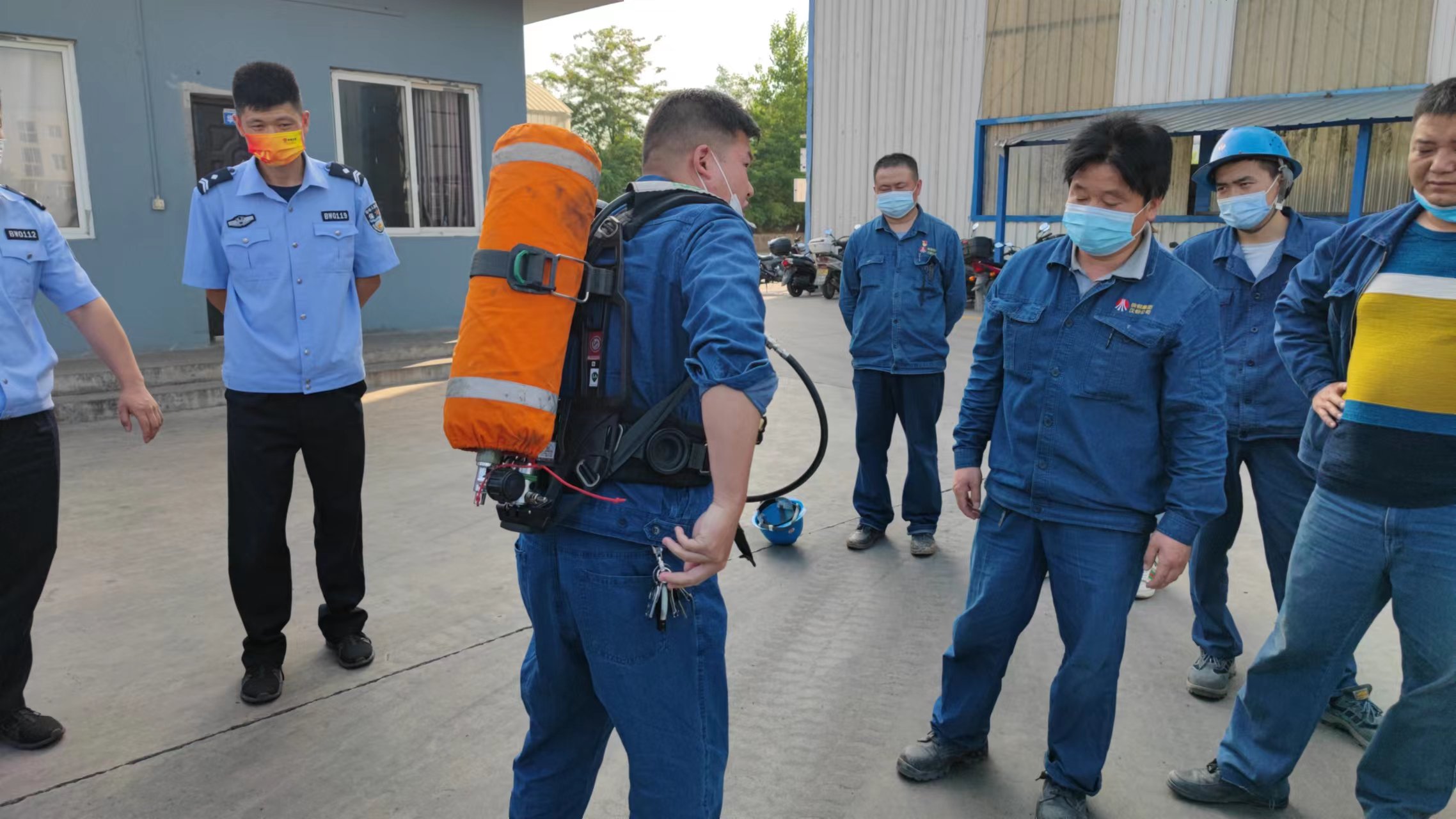 物流中心团总支开展应急知识竞赛活动