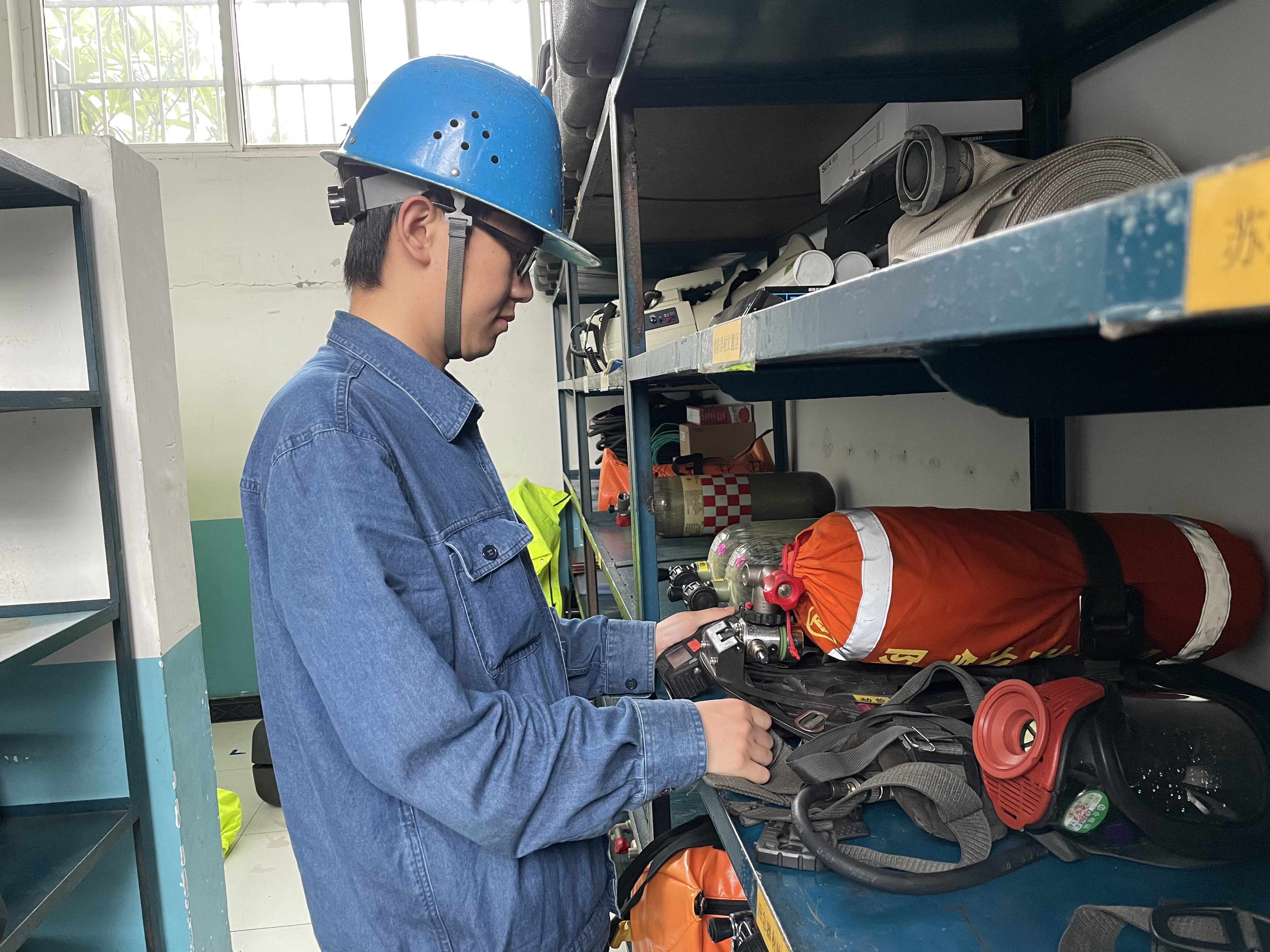 当青春撞上色彩 那一定是... 当青春撞上色彩 那一定是...