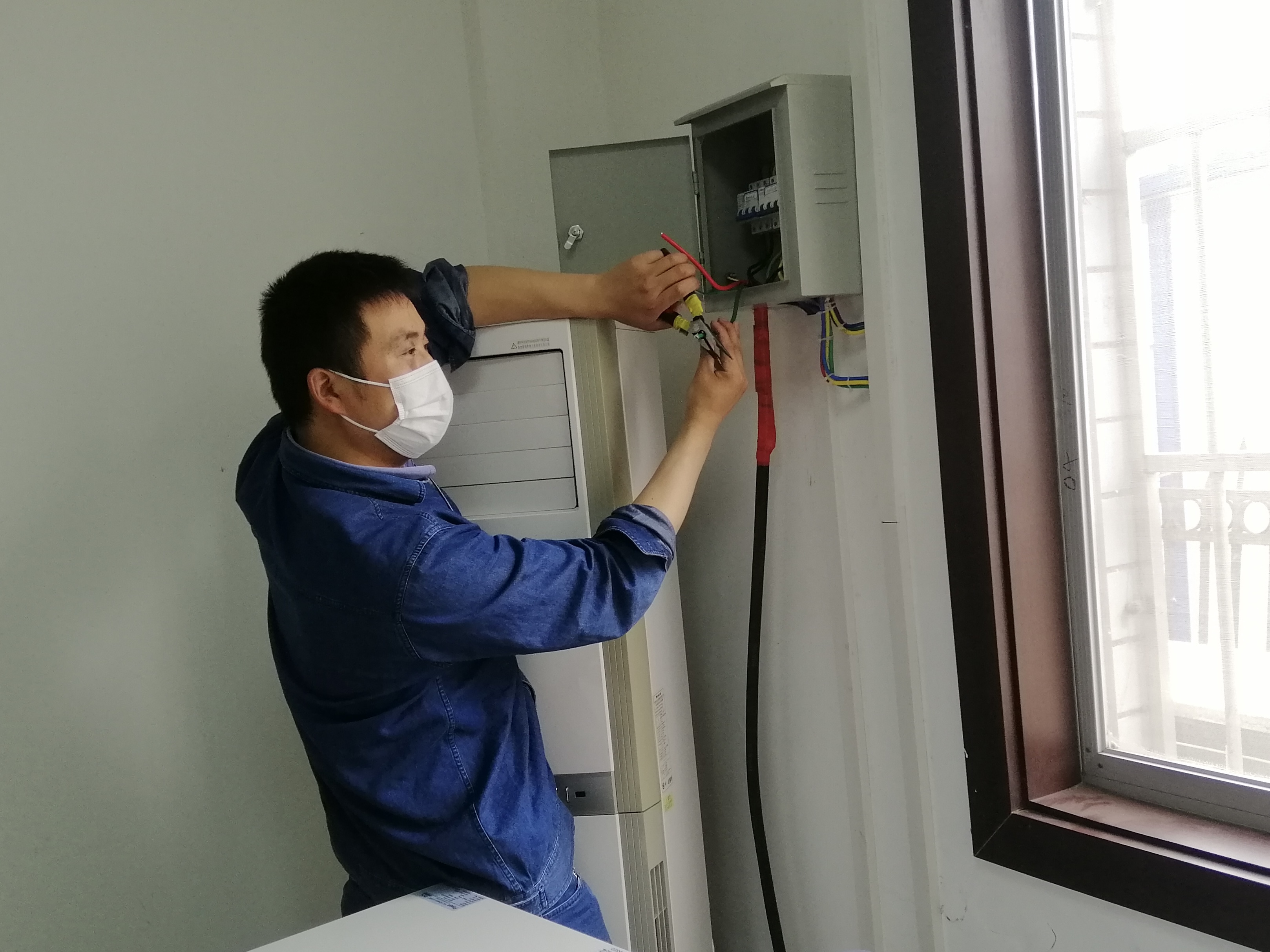 青春赛道上的追梦人 青春赛道上的追梦人