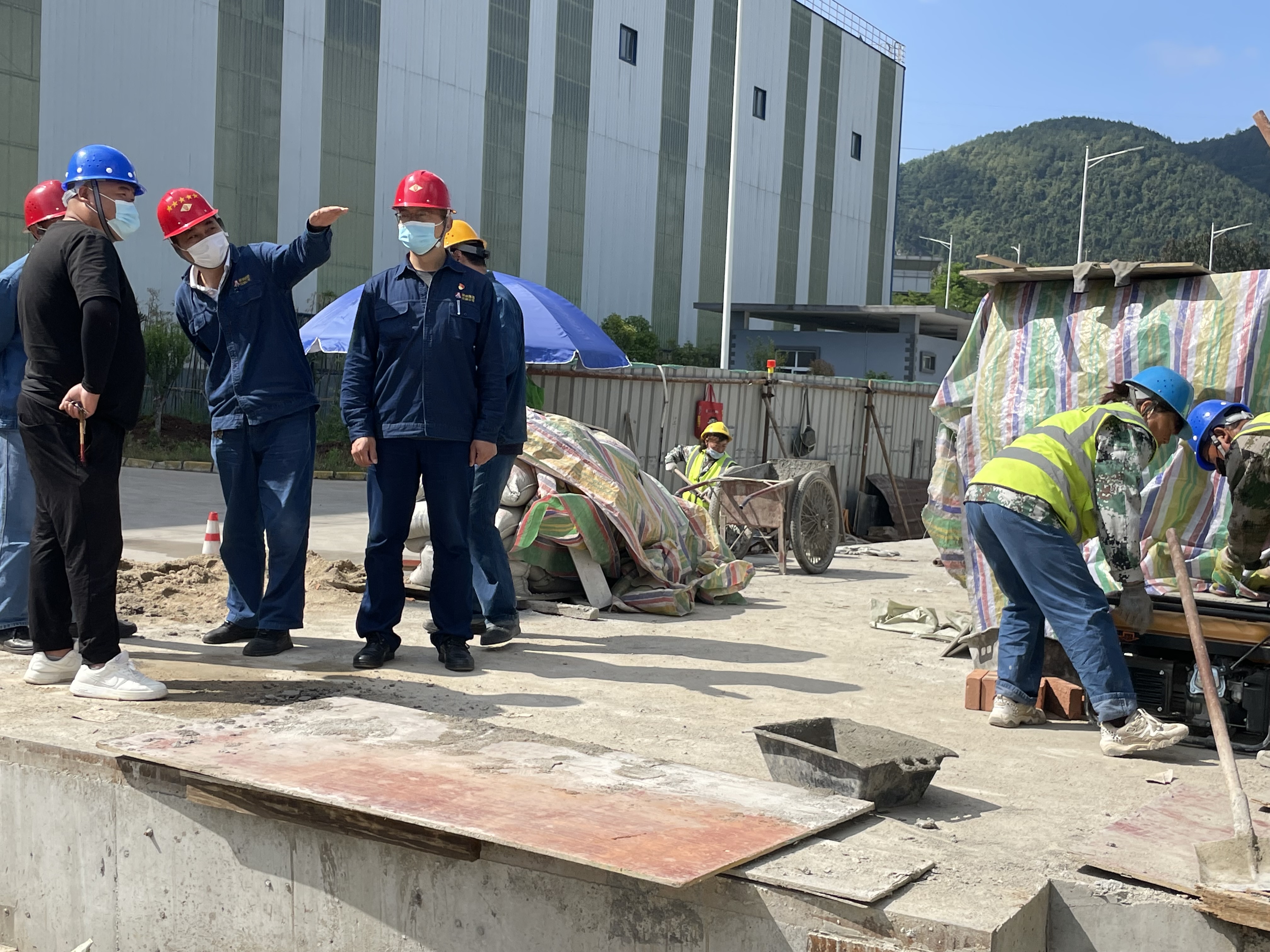 以“绿”为责,贵在有“恒” 以“绿”为责,贵在有“恒”