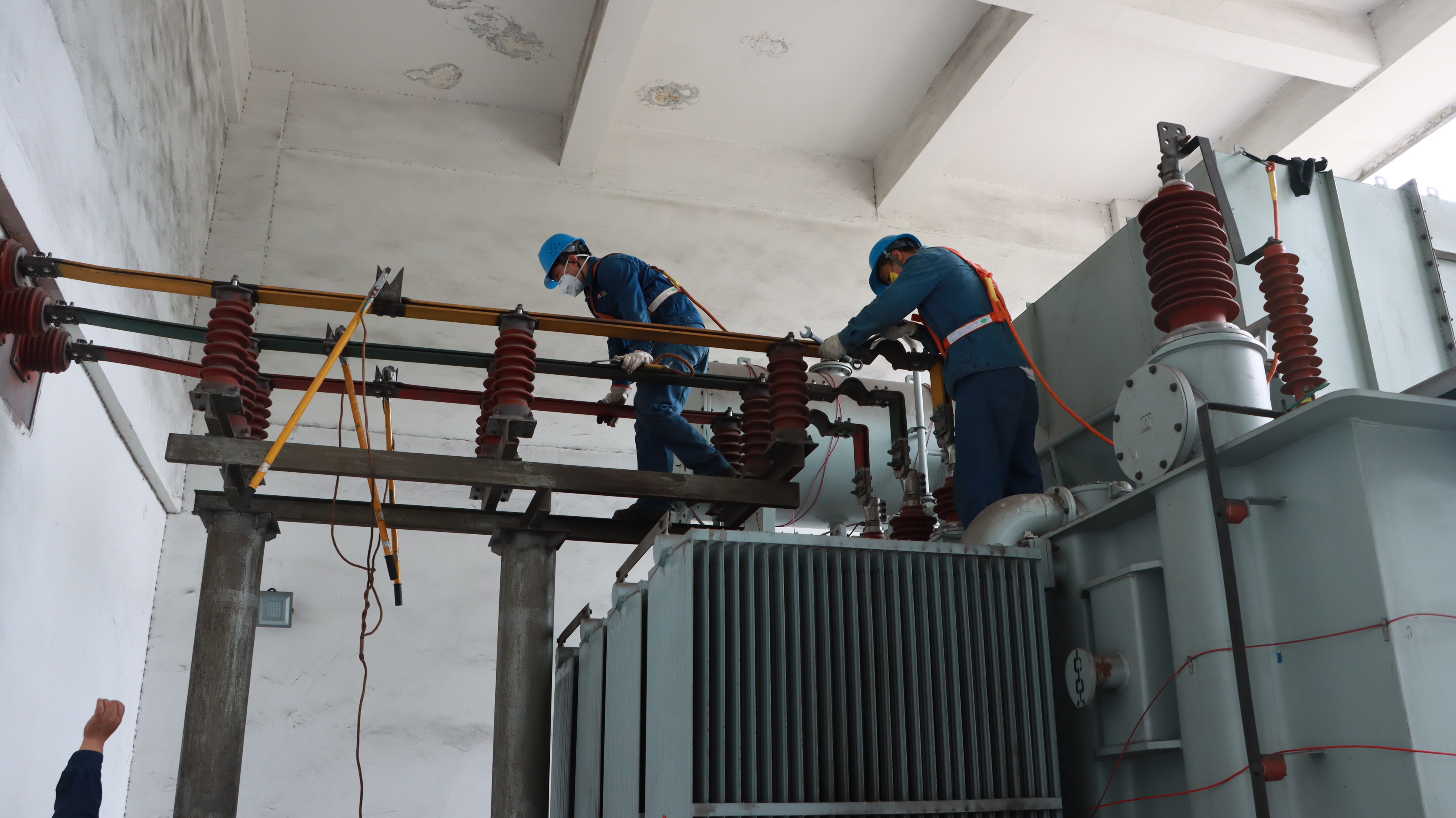 检修一线，他们最帅