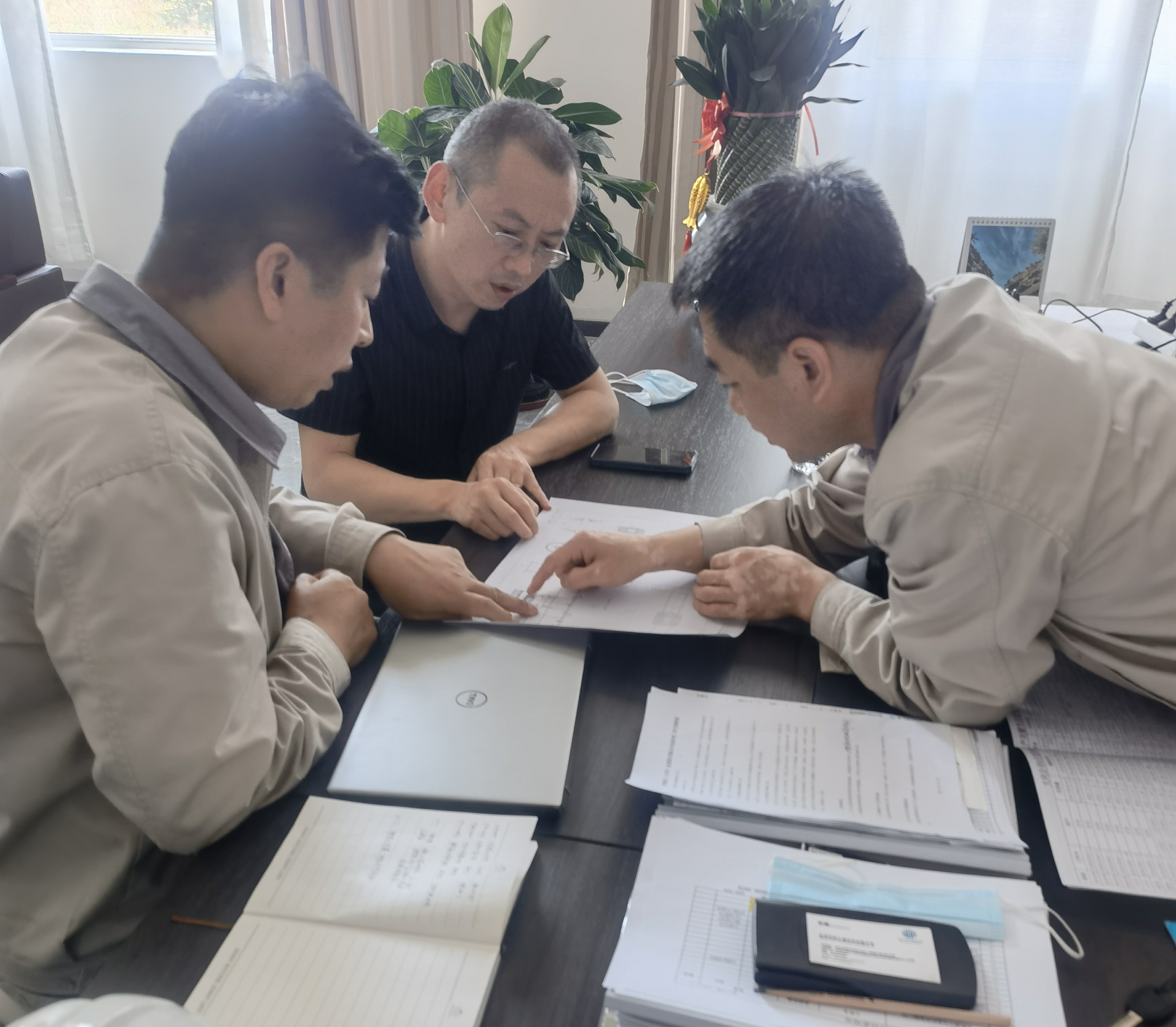 千里赴疫区 全力保生产