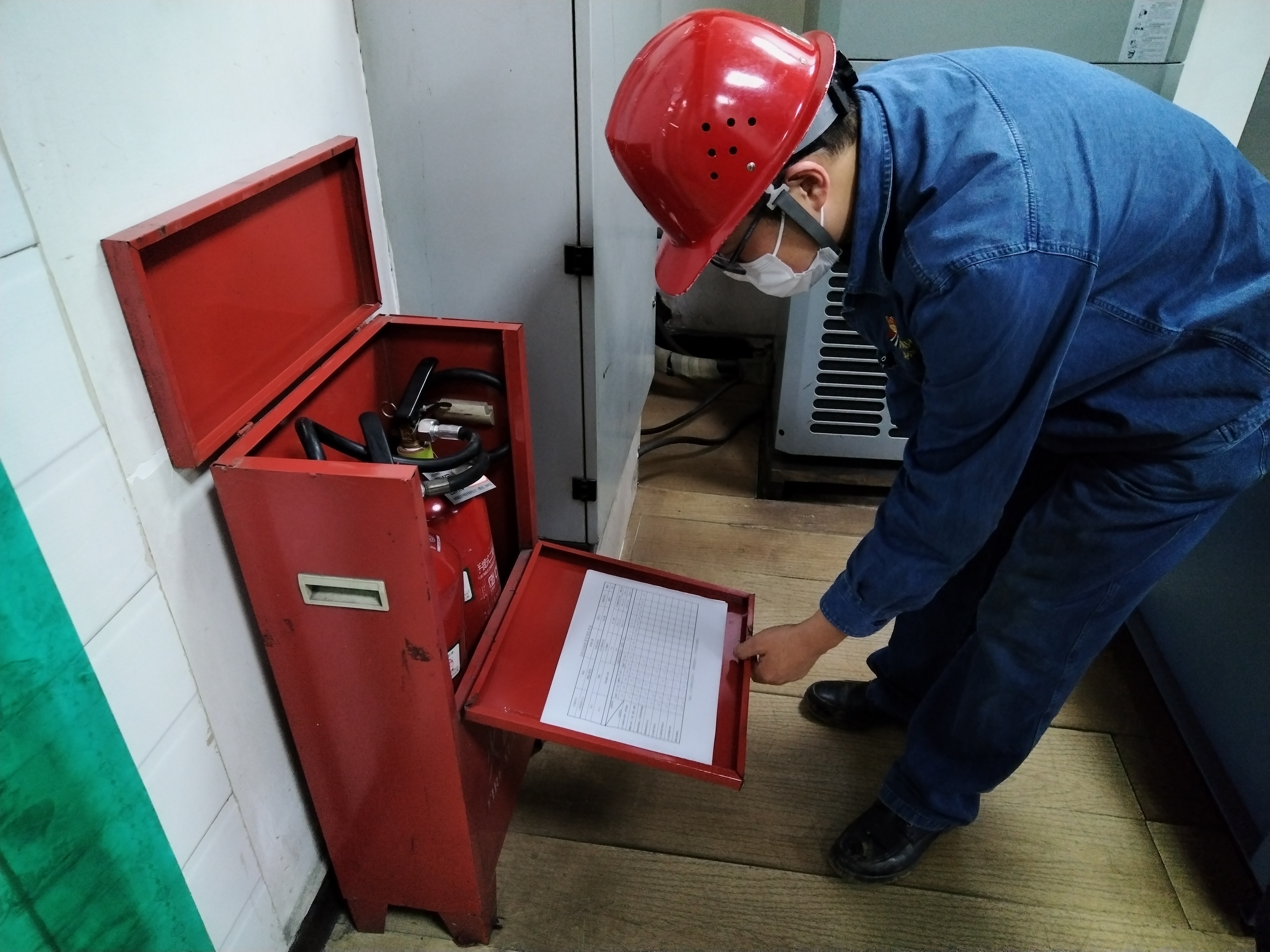 坚定步伐 走好“安全生产”新征程 坚定步伐 走好“安全生产”新征程