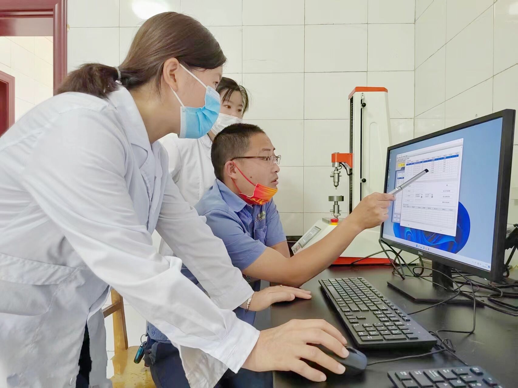 尽锐出战,走出党建引领新路子 尽锐出战,走出党建引领新路子