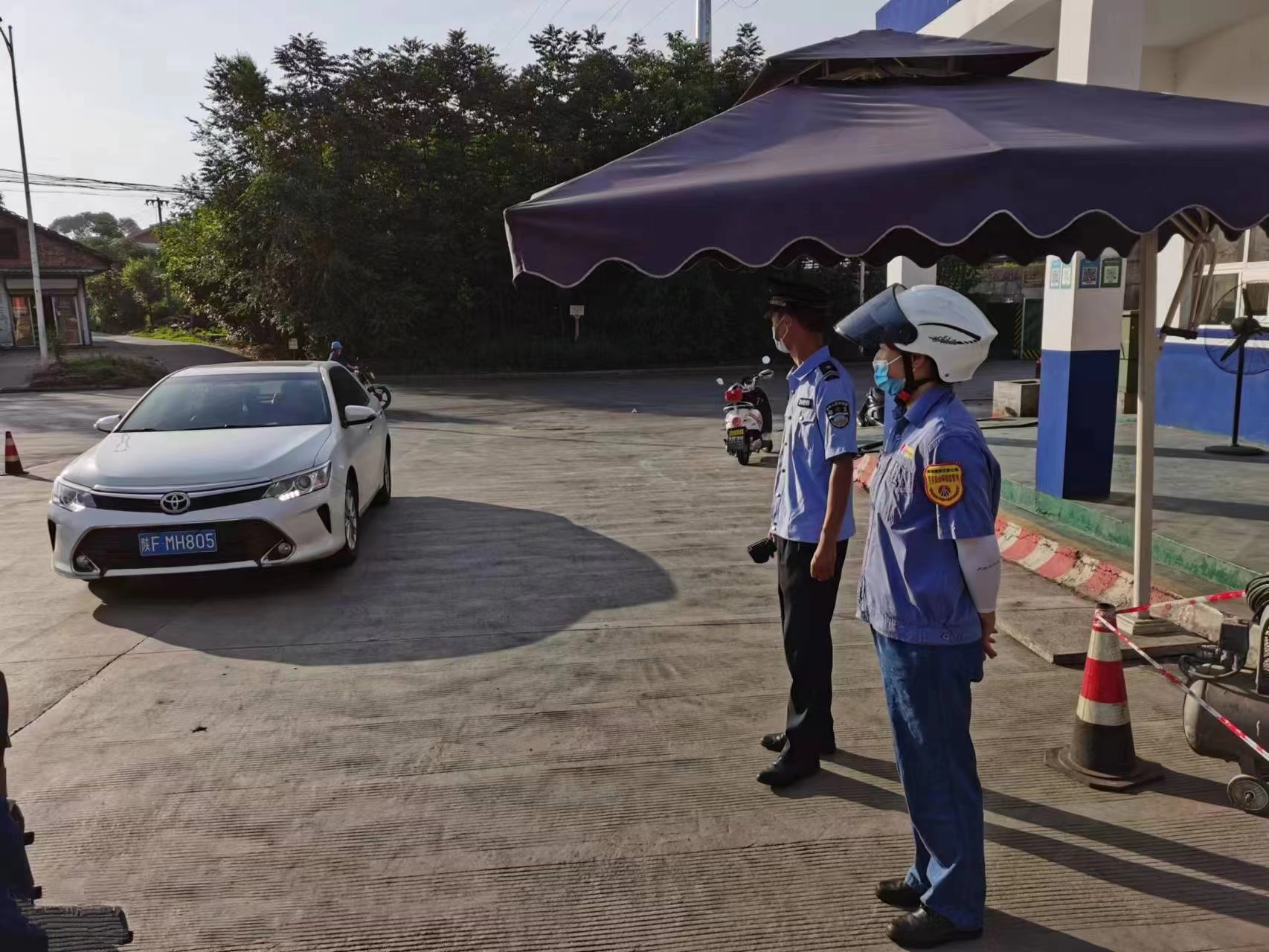 汇聚青春合力 筑牢安全防线 汇聚青春合力 筑牢安全防线