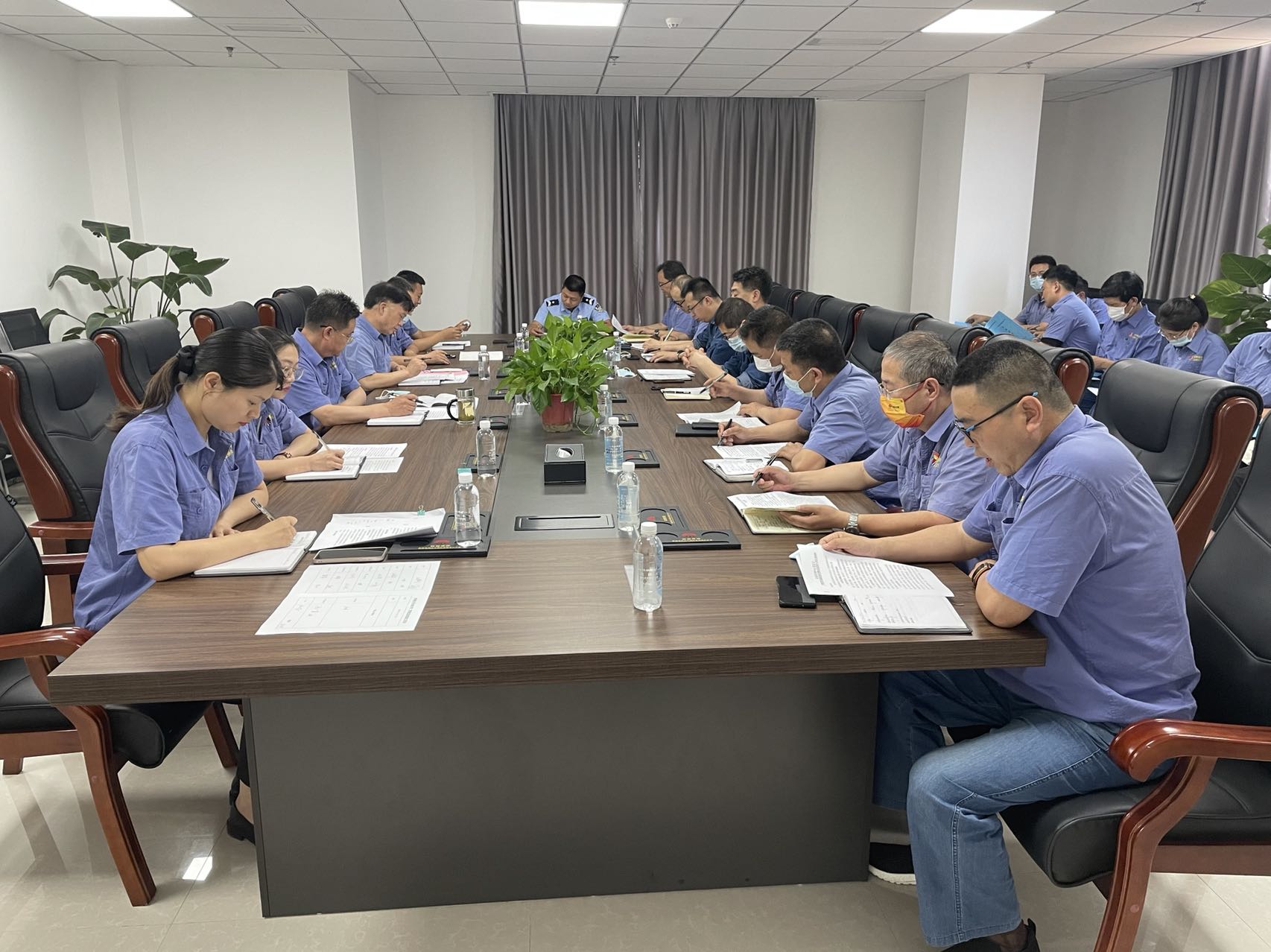 公司纪委召开二季度纪检监察工作例会