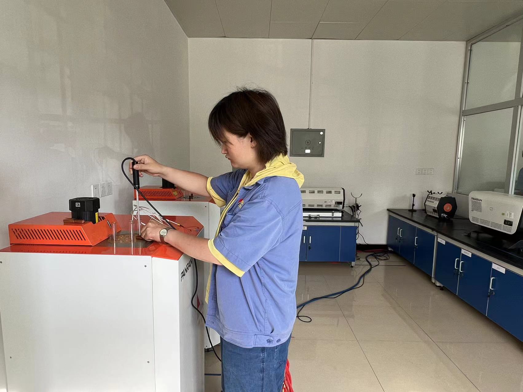 扎实勤干，做合格检测卫士