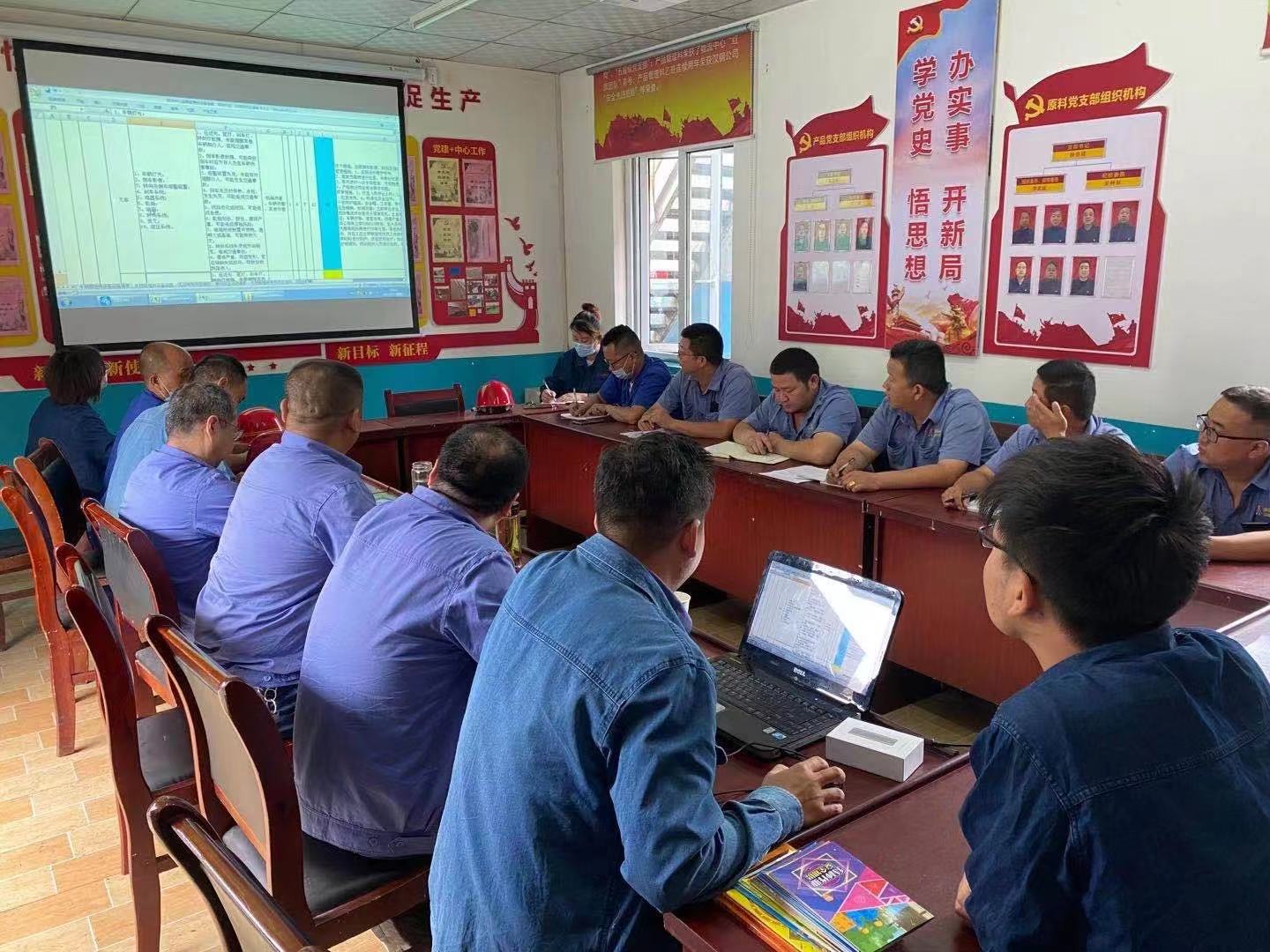 做好“安全事”护航安全月 做好“安全事”护航安全月