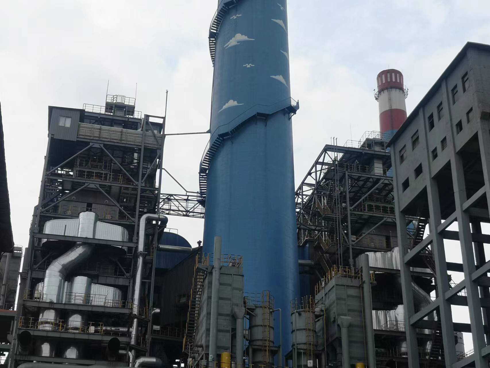 大胆创新求突破，积极降本添动力