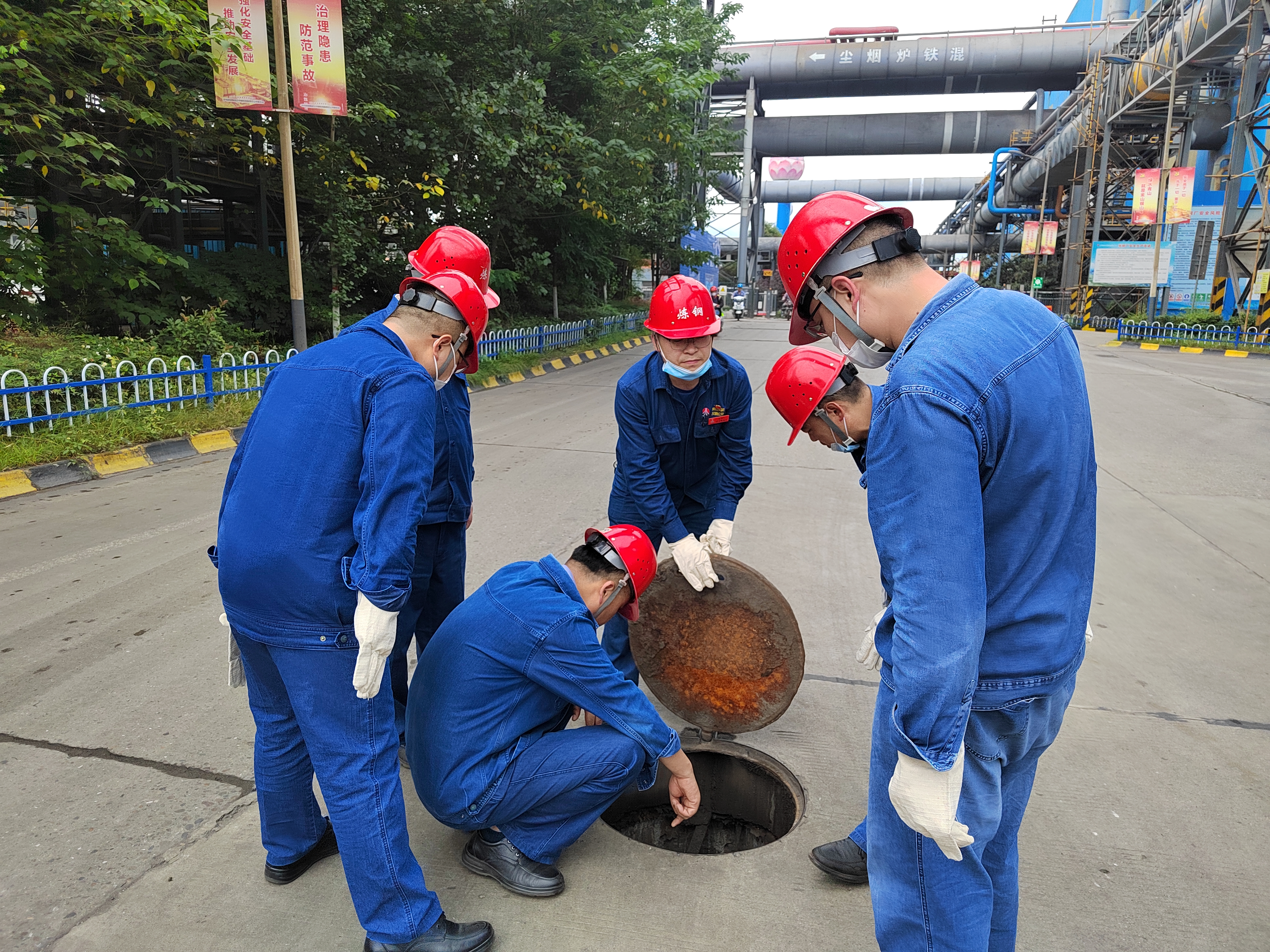 “汛”速行动,全面筑牢防汛“安全堤坝” “汛”速行动,全面筑牢防汛“安全堤坝”