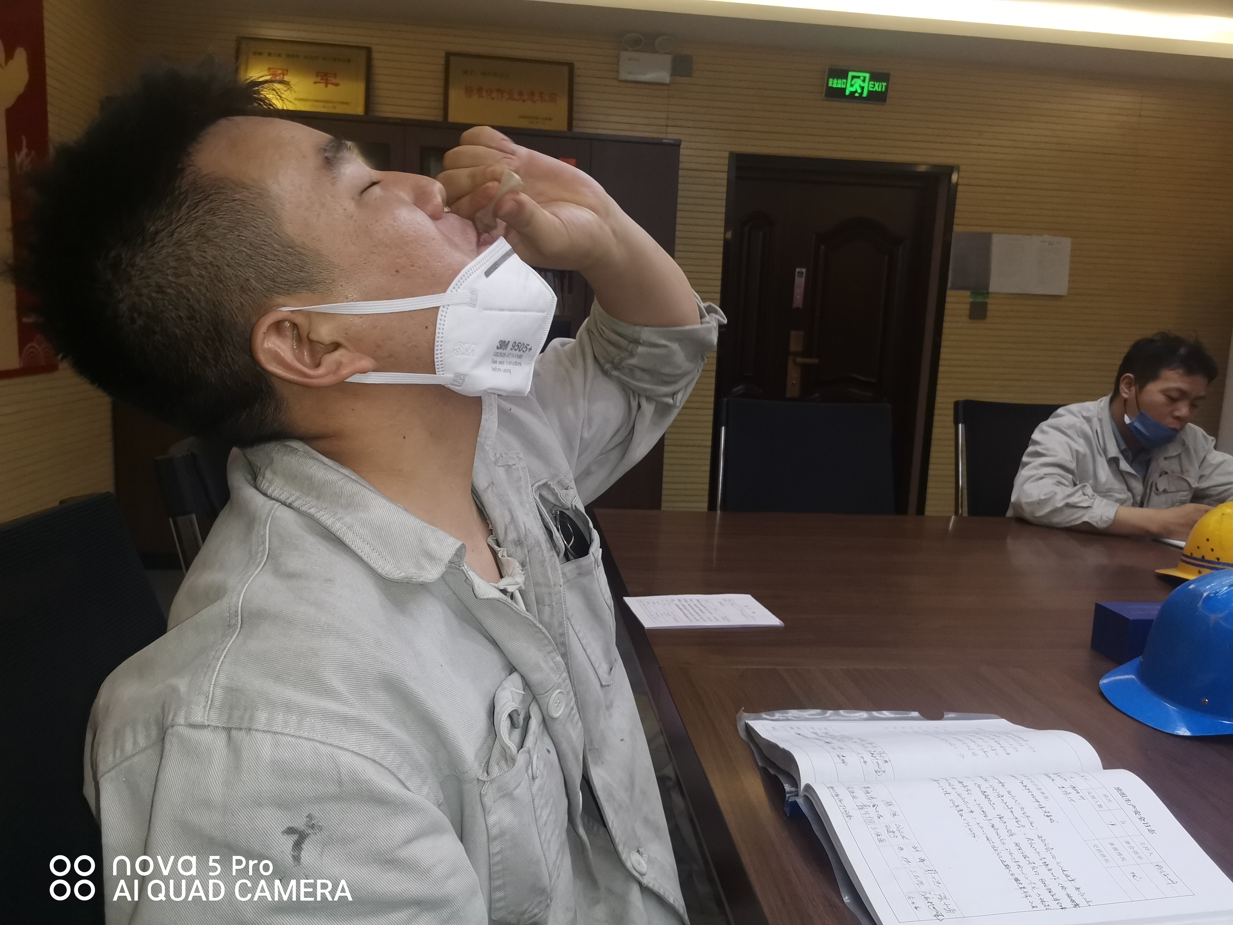 战高温,要看这群“斗兽士” 战高温,要看这群“斗兽士”