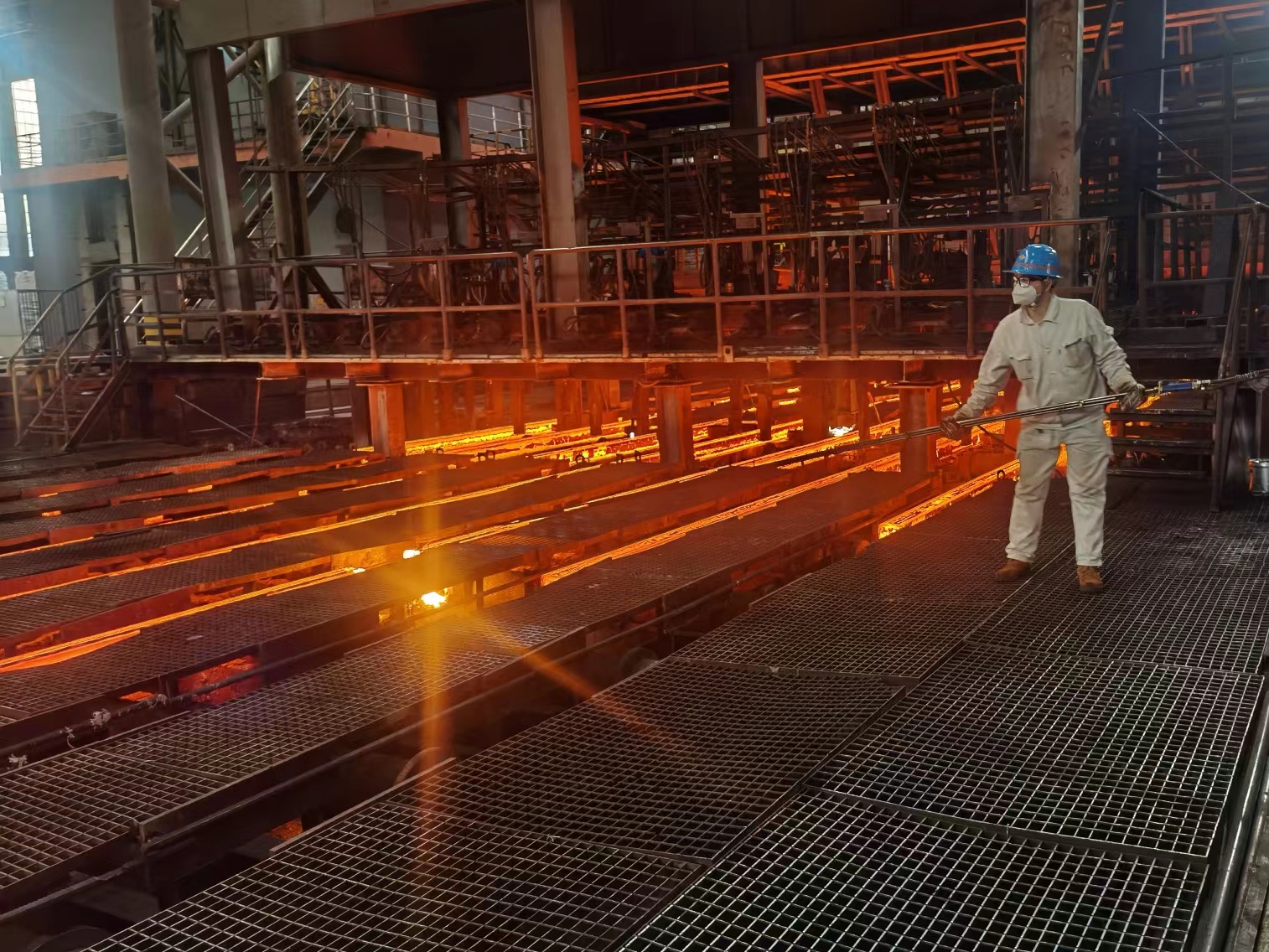 战高温,要看这群“斗兽士” 战高温,要看这群“斗兽士”