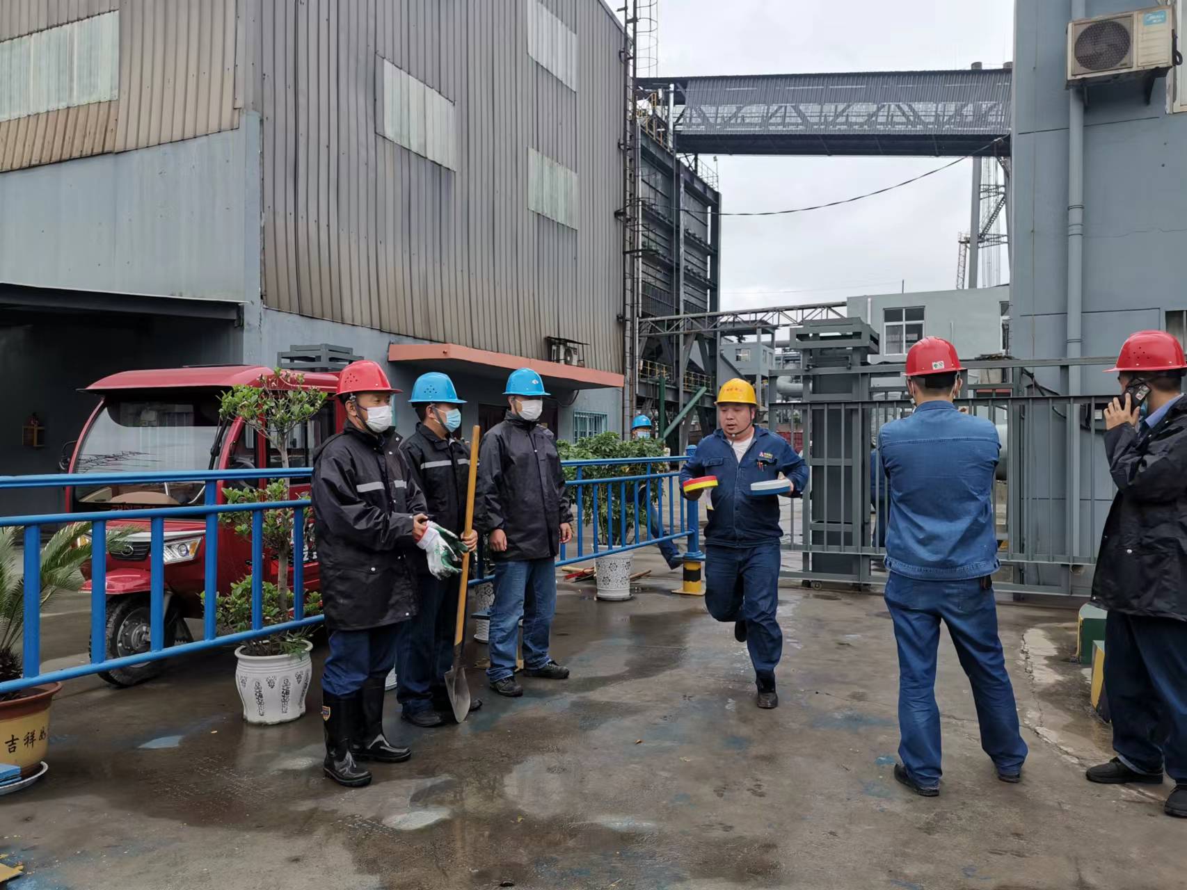 镜头下的安全防线