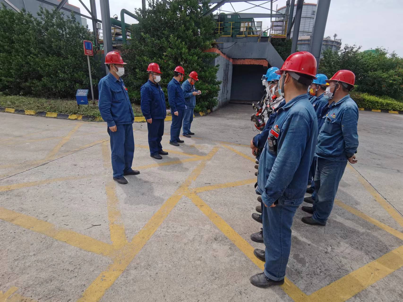 “三招”按下班组建设“快进键”