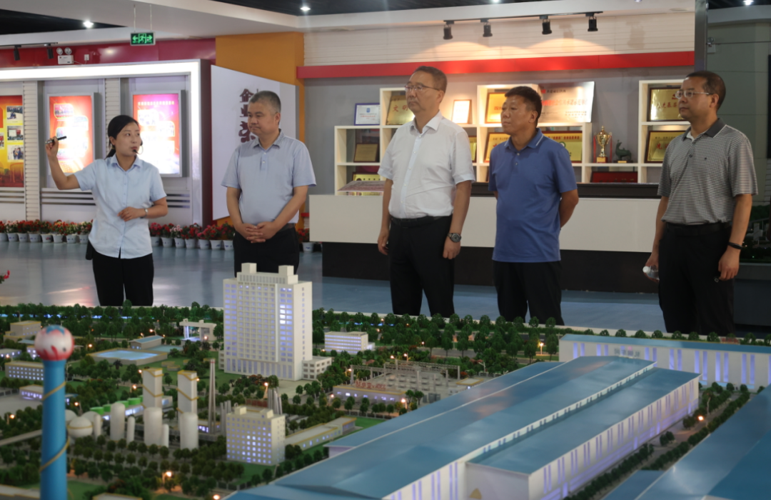 陕西开放大学校长龙治刚一行到公司调研并巡视陕钢集团“劳模、先进”专班期末考试 陕西开放大学校长龙治刚一行到公司调研并巡视陕钢集团“劳模、先进”专班期末考试