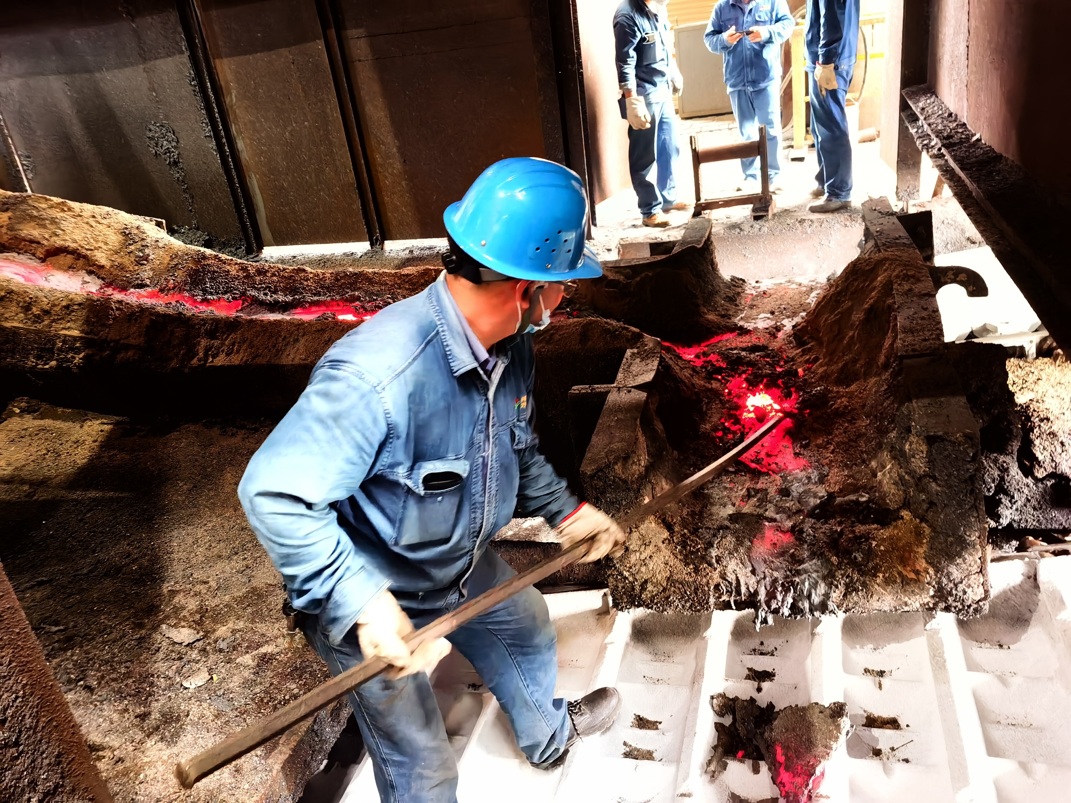 奋战在“火焰山”的你们 奋战在“火焰山”的你们