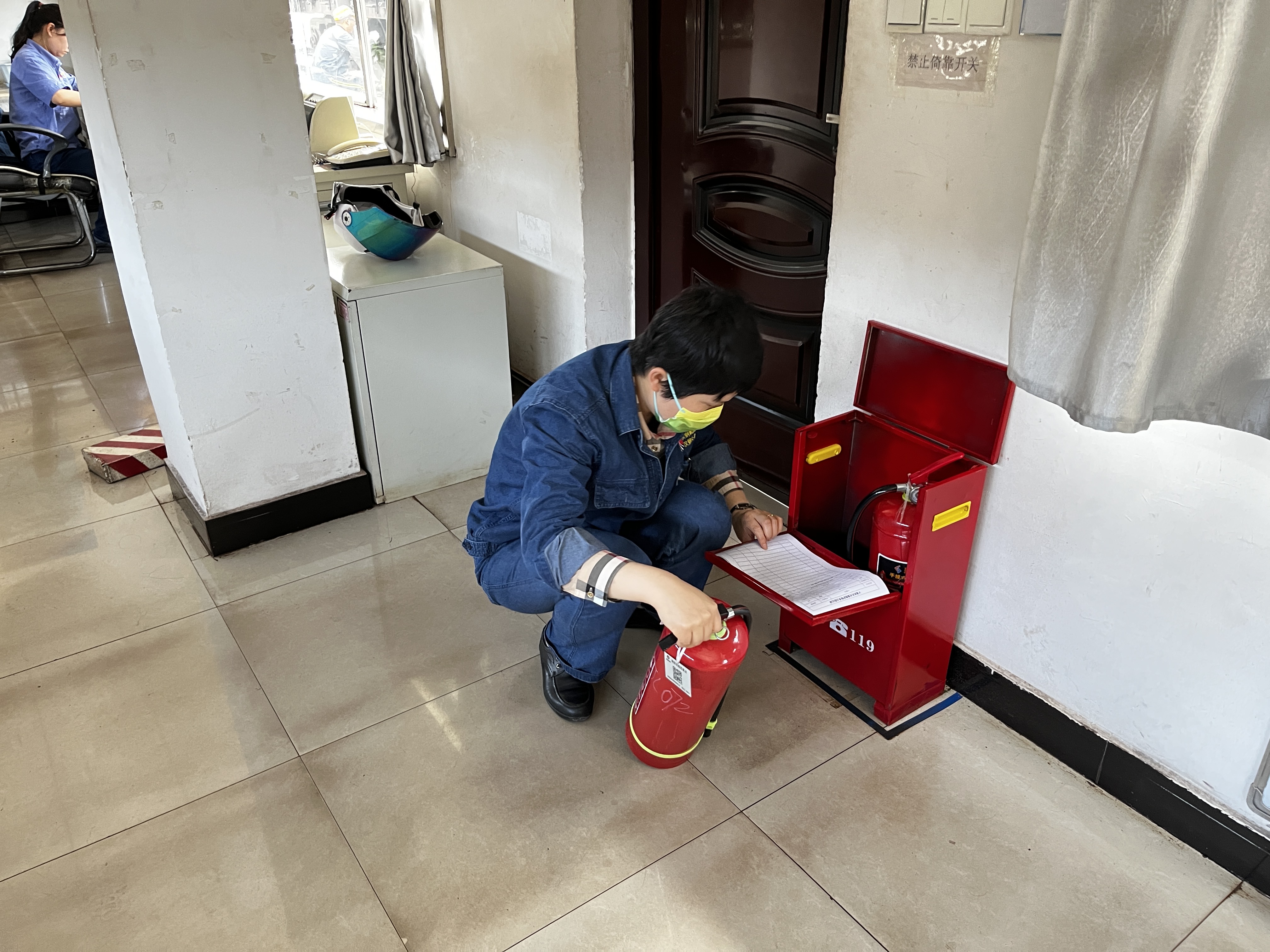 不忘初心跟党走,砥砺前行铸就“无悔青春” ——记计量检验中心第一党支部王娇艳 不忘初心跟党走,砥砺前行铸就“无悔青春” ——记计量检验中心第一党支部王娇艳