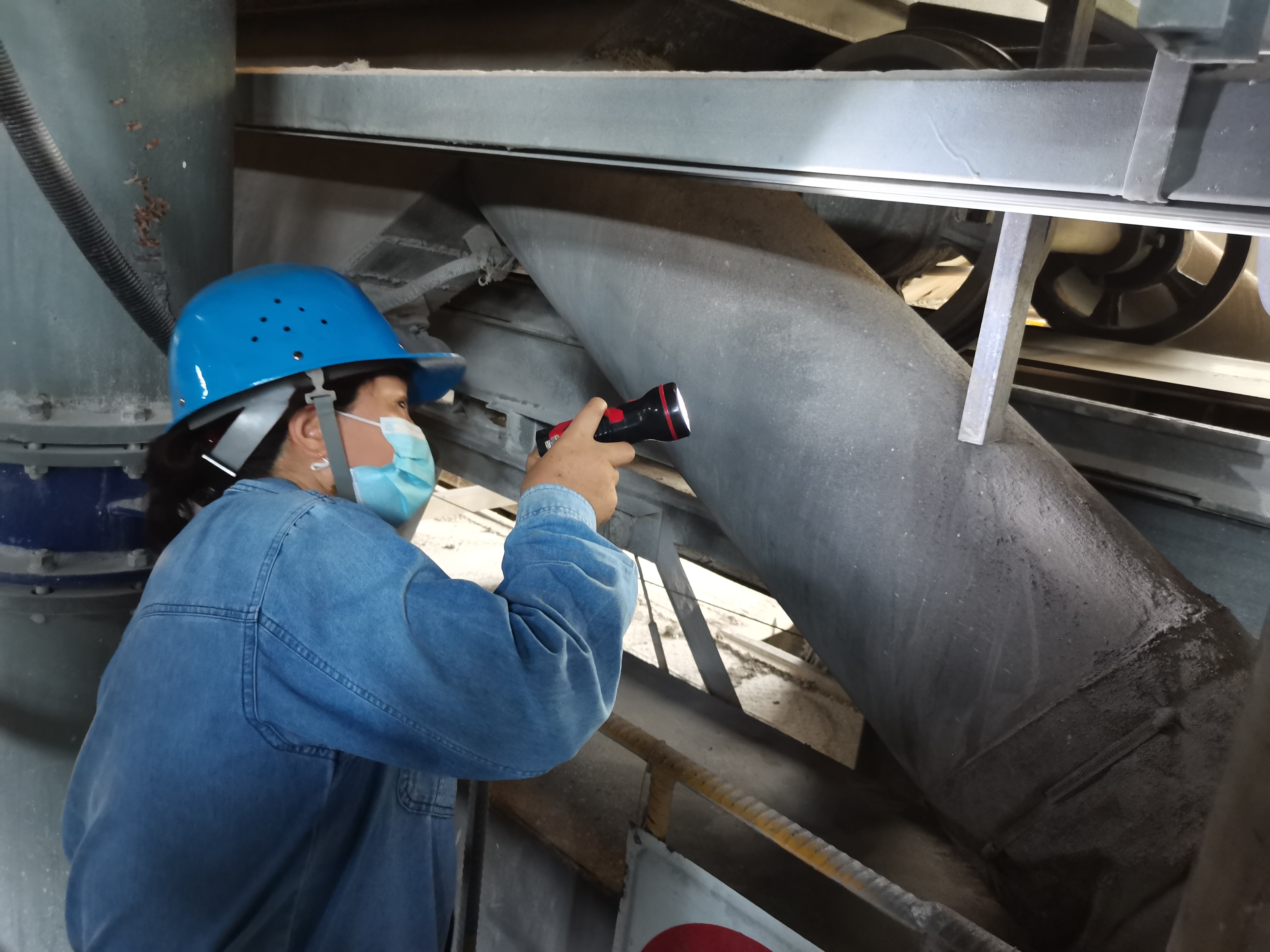 看,高温下的他们,怎样“烤”出好成绩 看,高温下的他们,怎样“烤”出好成绩