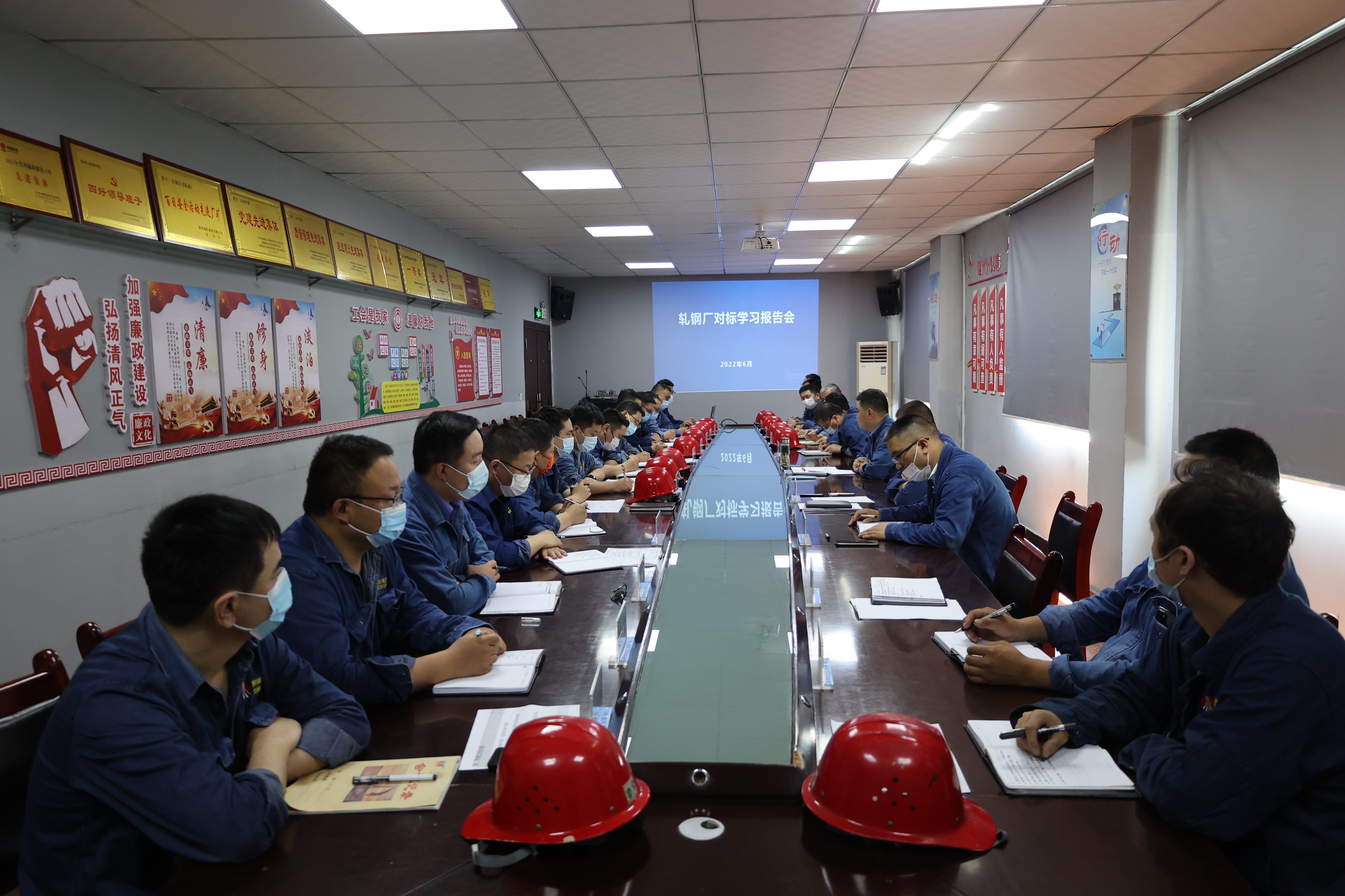 用好“走出去”平台  吸收分解“引进来”养分