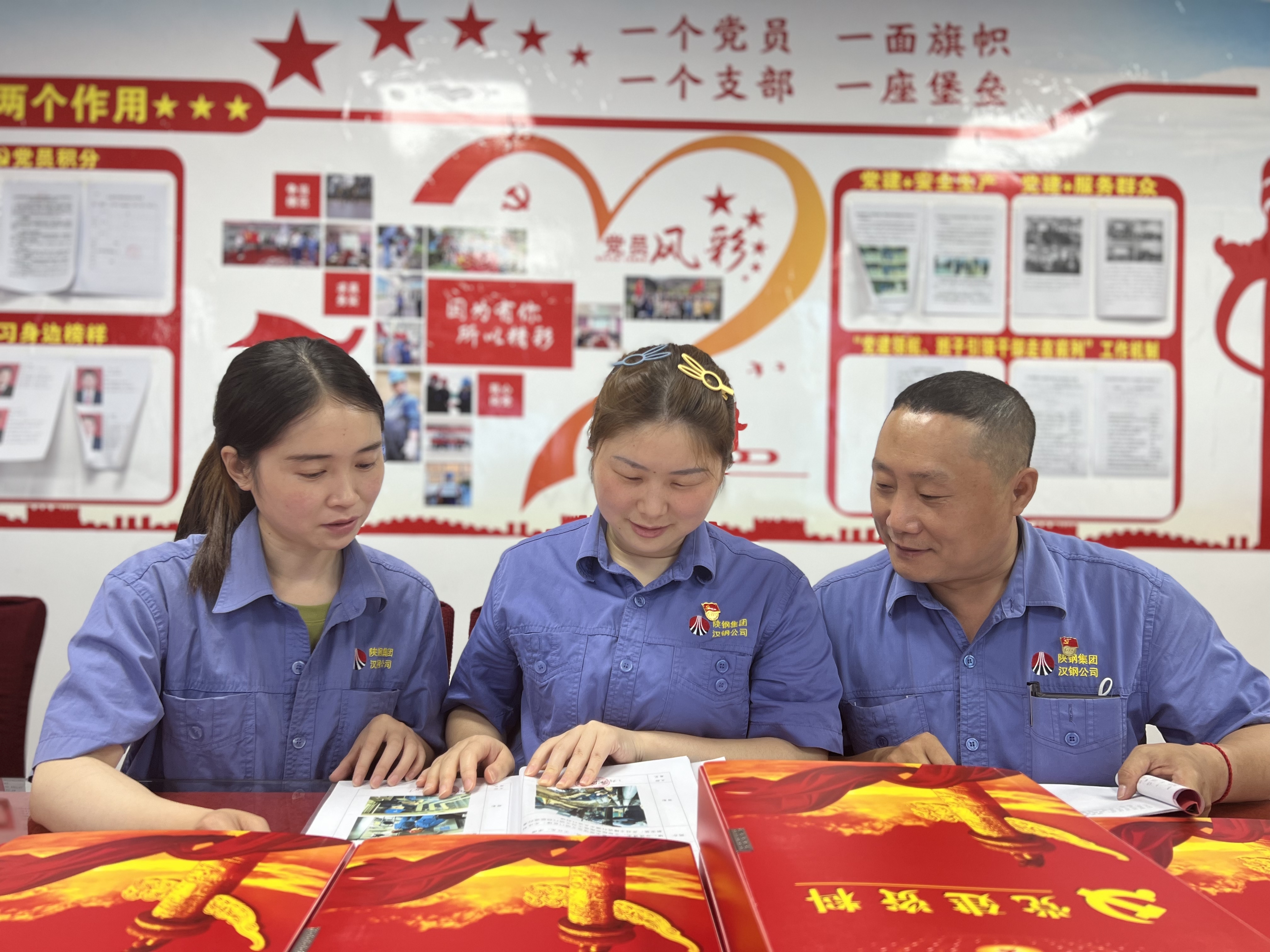 初心，在党旗下闪耀---记陕钢集团汉钢公司“优秀党委工作者”李培