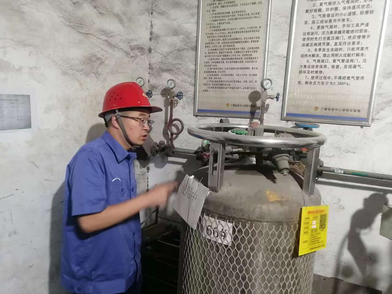 冯文博：想方设法鼓起职工“钱袋子”