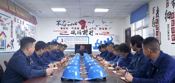 “党建+工会”融入中心促发展 服务职工惠民生 “党建+工会”融入中心促发展 服务职工惠民生