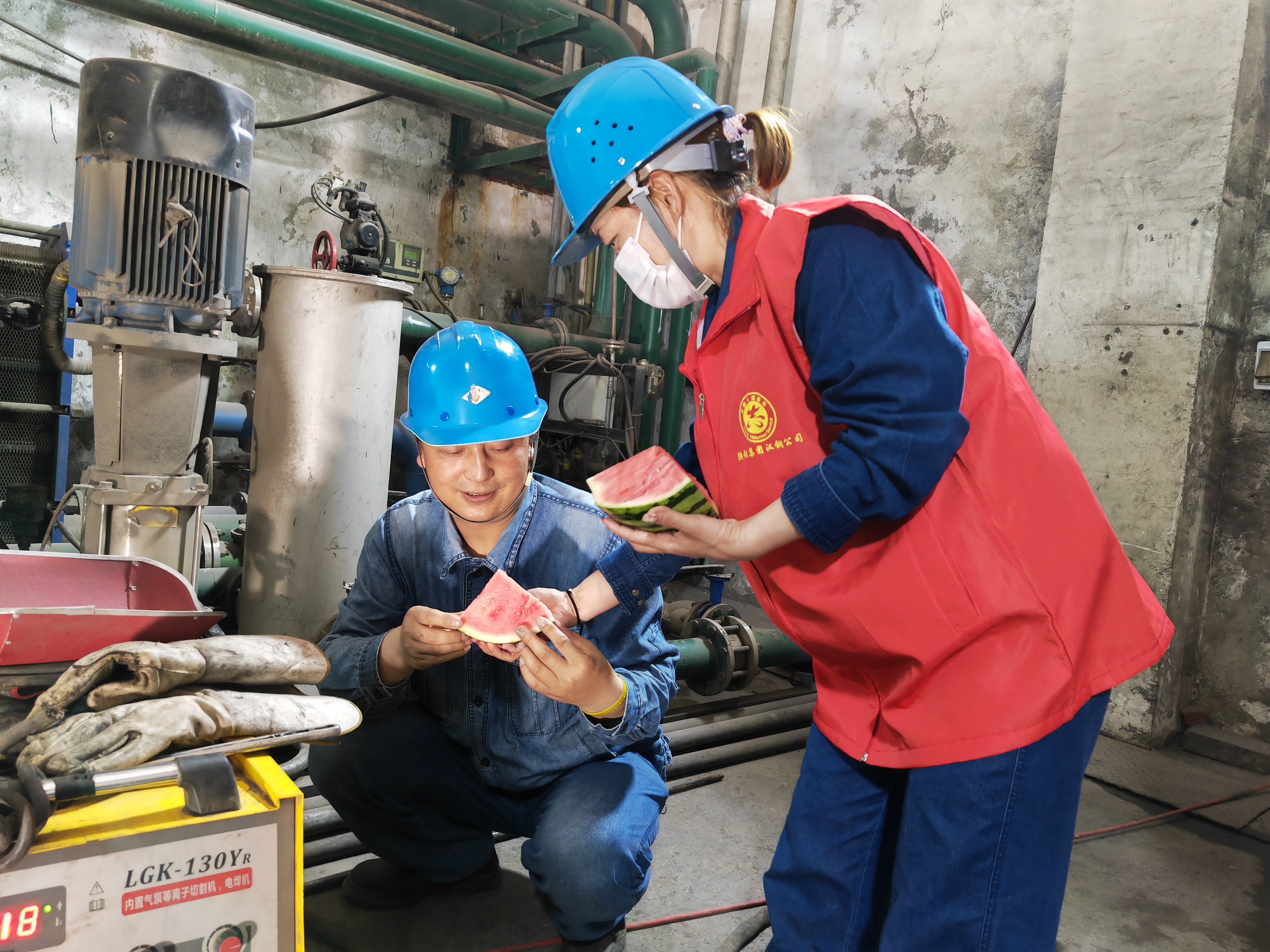 保障夏季安全生产，炼钢厂这样做！