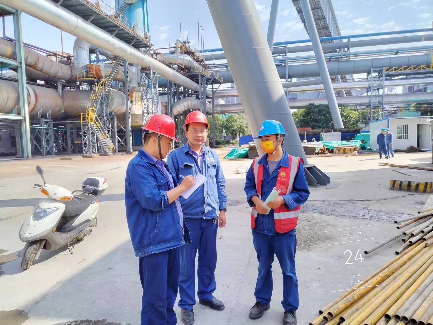 应对高温天气，他们争当先锋